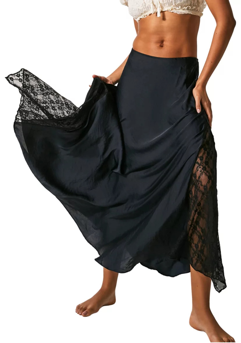 Make You Mine 1/2 Slip | Belk