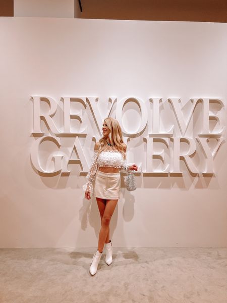 My revolve gallery look
Obsessed with the top and purse 

#LTKsalealert #LTKunder100 #LTKstyletip