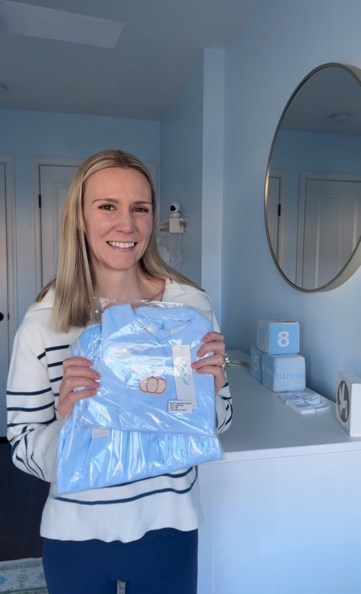 Matching pumpkin outfits 