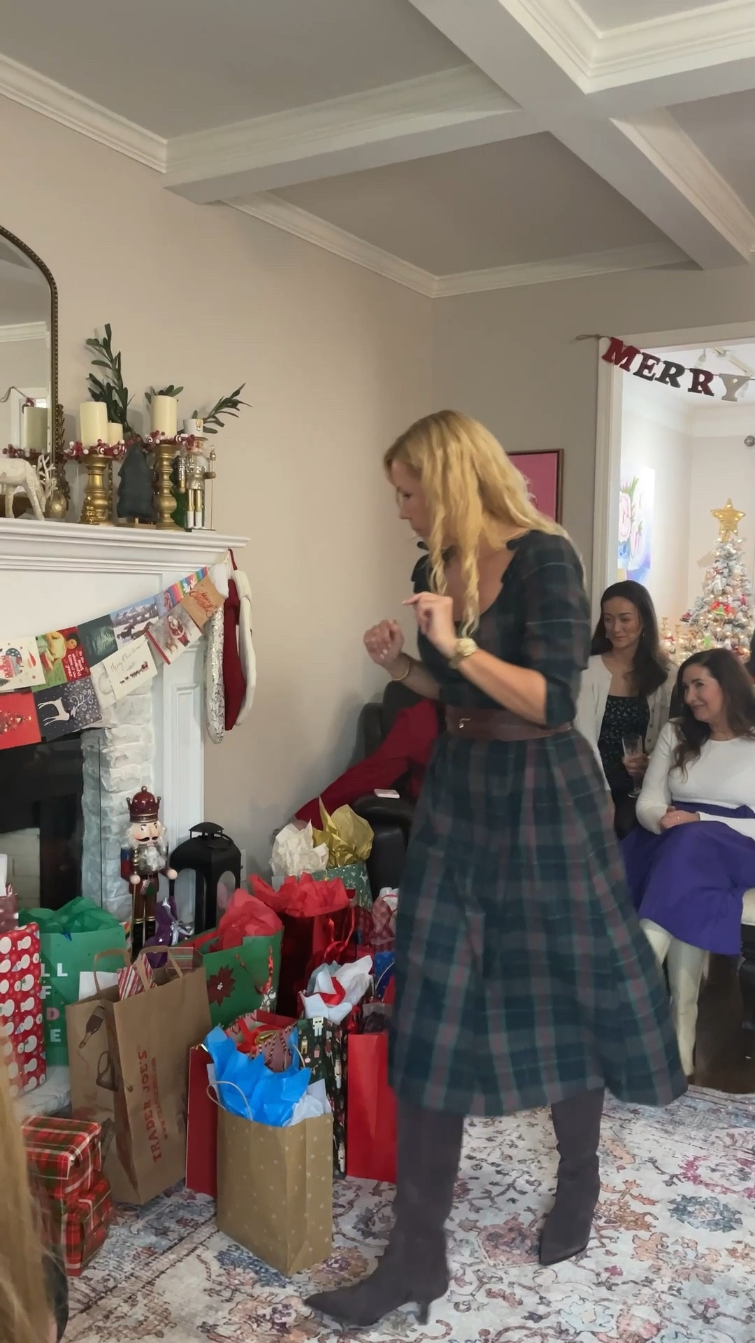 This was the perfect dress for a holiday gift exchange! 🎄❤️

#LTKHoliday #LTKOver40 #LTKootd