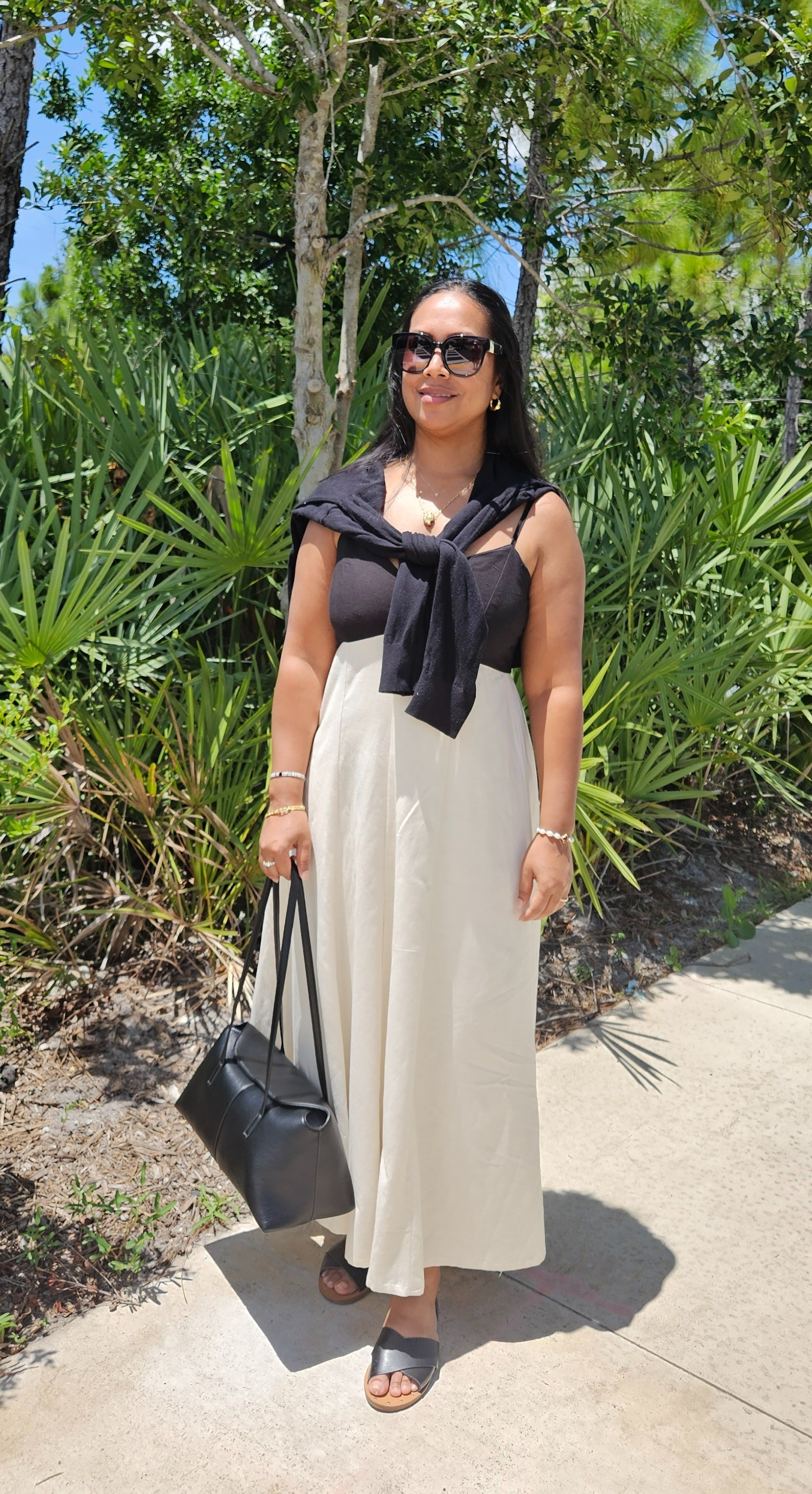 Two toned dress - black and tan! 

#LTKSeasonal #LTKStyleTip #LTKPetite