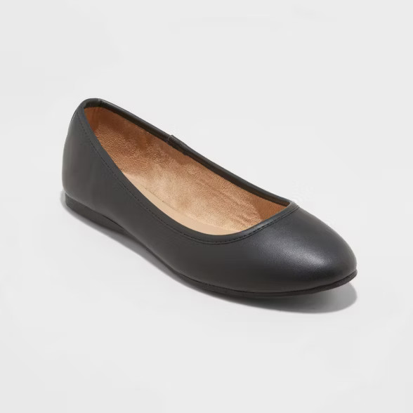 Women's Everly Round Toe Ballet Flats - Universal Thread™ | Target