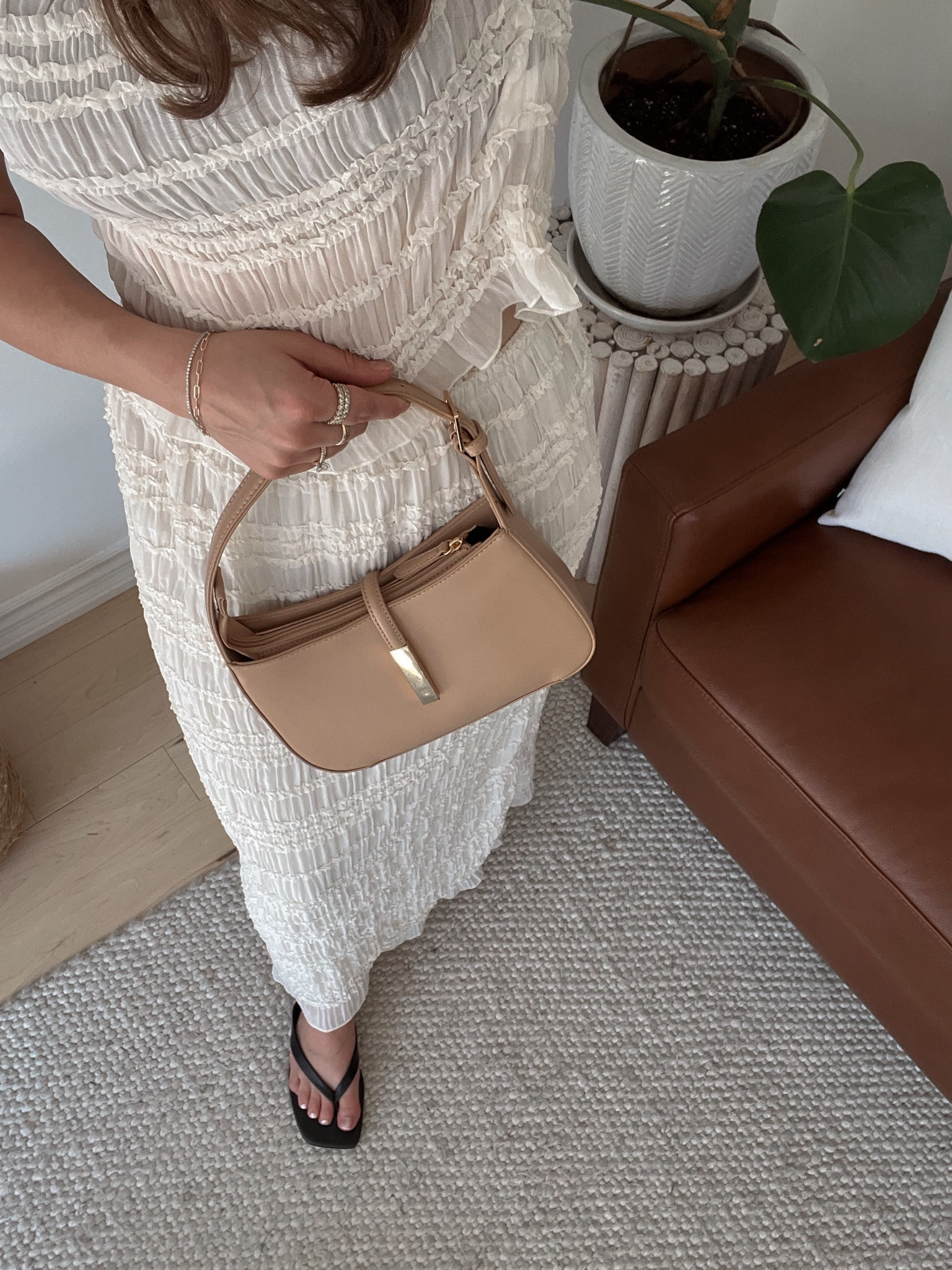 Style Spring accessories with my from @callitspring 🌷
•
Loving their vegan accessories for an accessible way to style this Spring 🌸 #callitvegan #generationspring #gifted