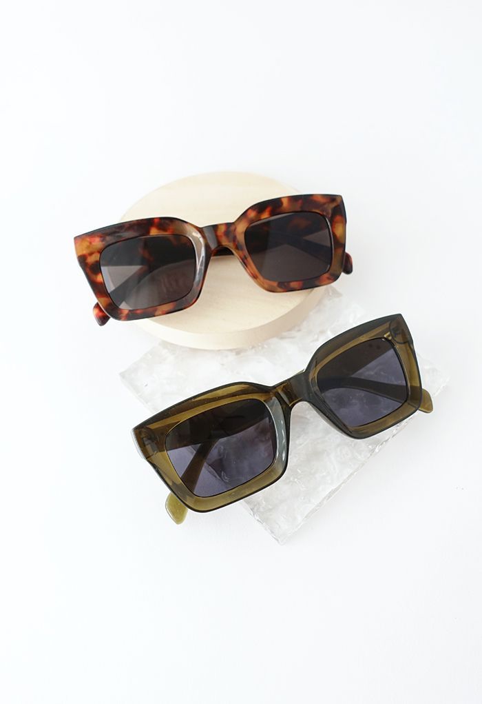 Glossy Wide-Rim Sunglasses | Chicwish