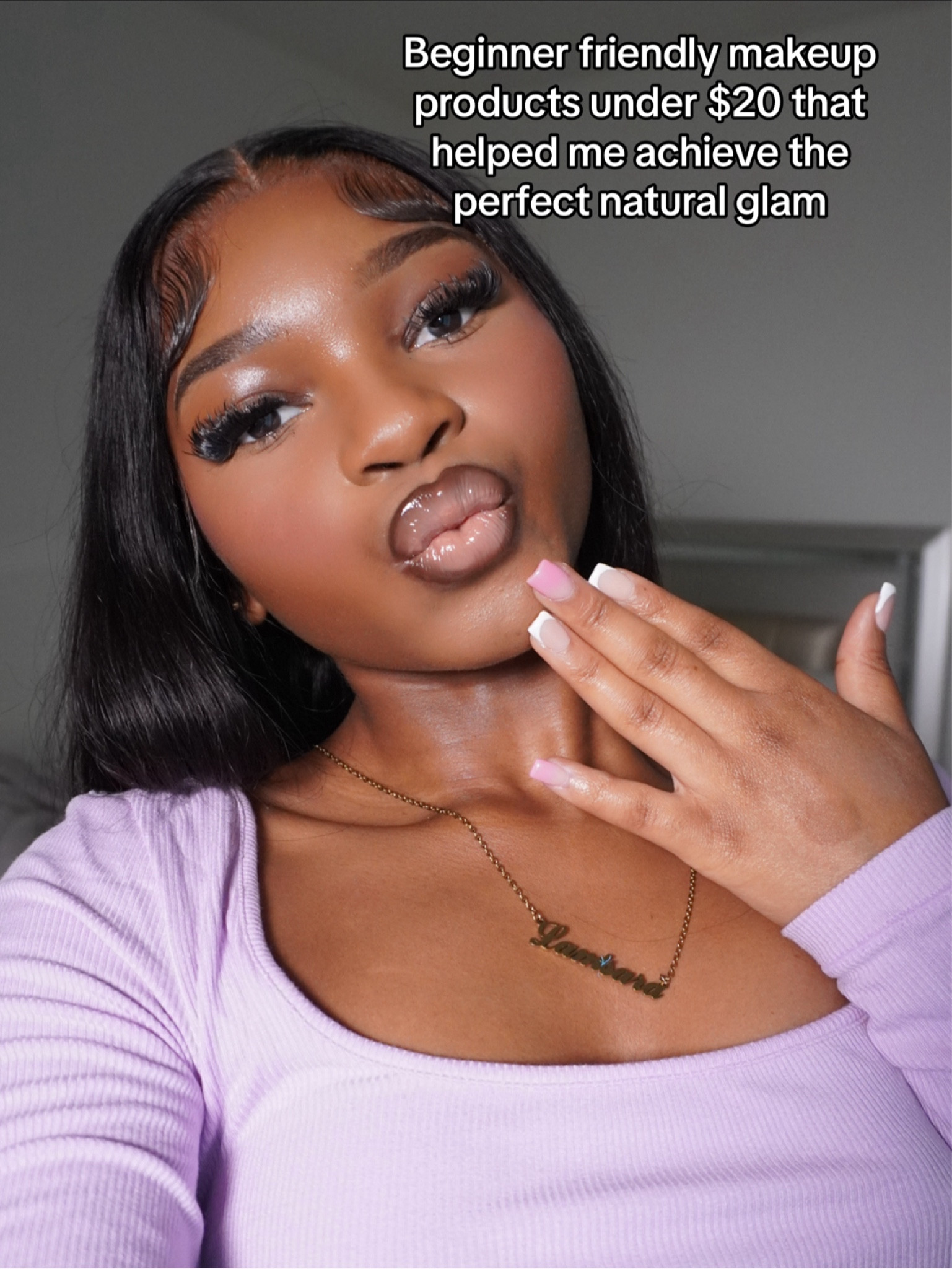 This is your year to learn how to achieve that perfect soft glam ✨ I’ve linked some products to help you get started & my makeup tutorial is on my YouTube : sarasimone101