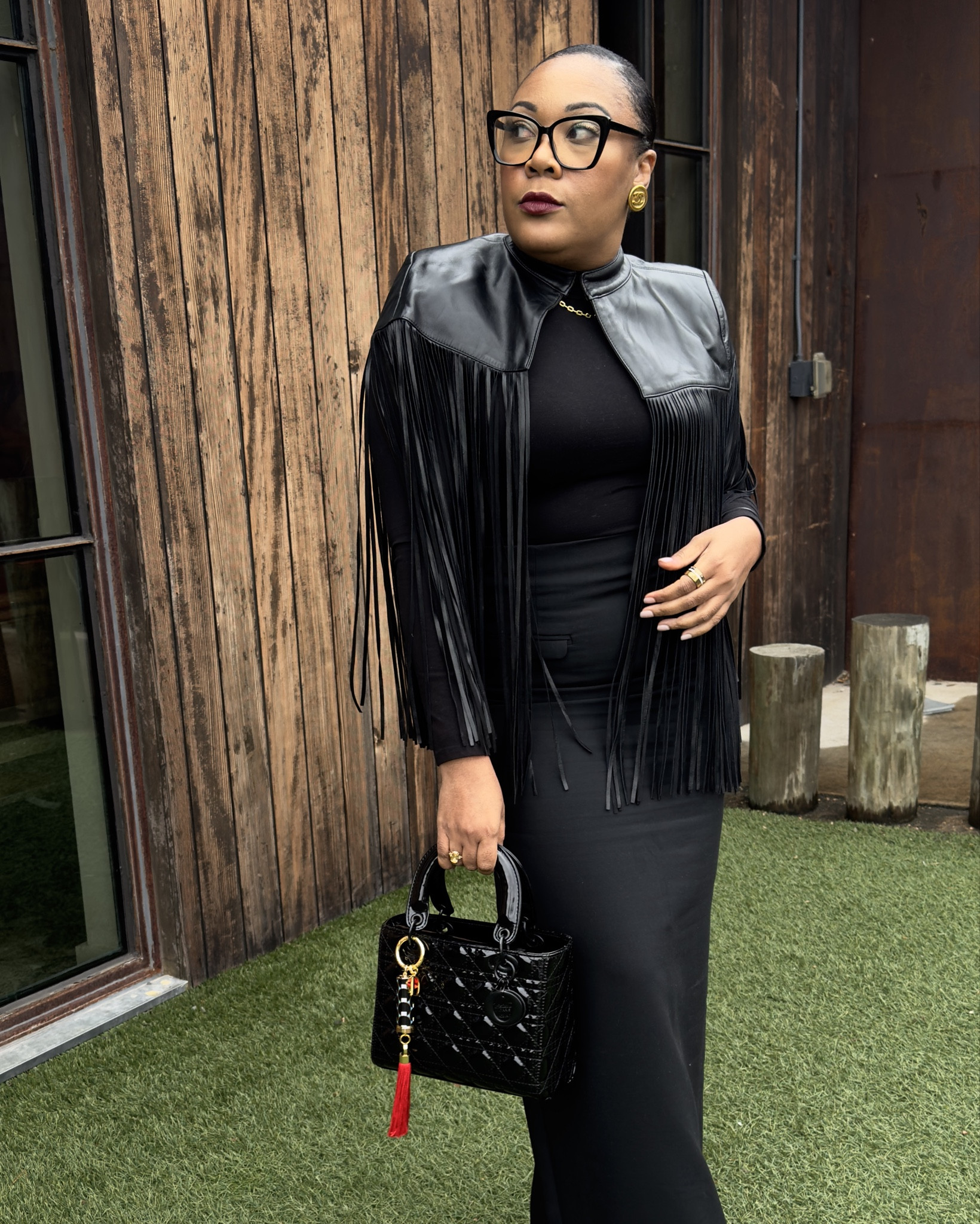 When styling an all black look as a style editor I have one word…  TEXTURE.  
Current Trends: Fringe, Wedges, Link jewelry, maxi skirts. 

#LTKStyleTip #LTKMidsize #LTKOver40