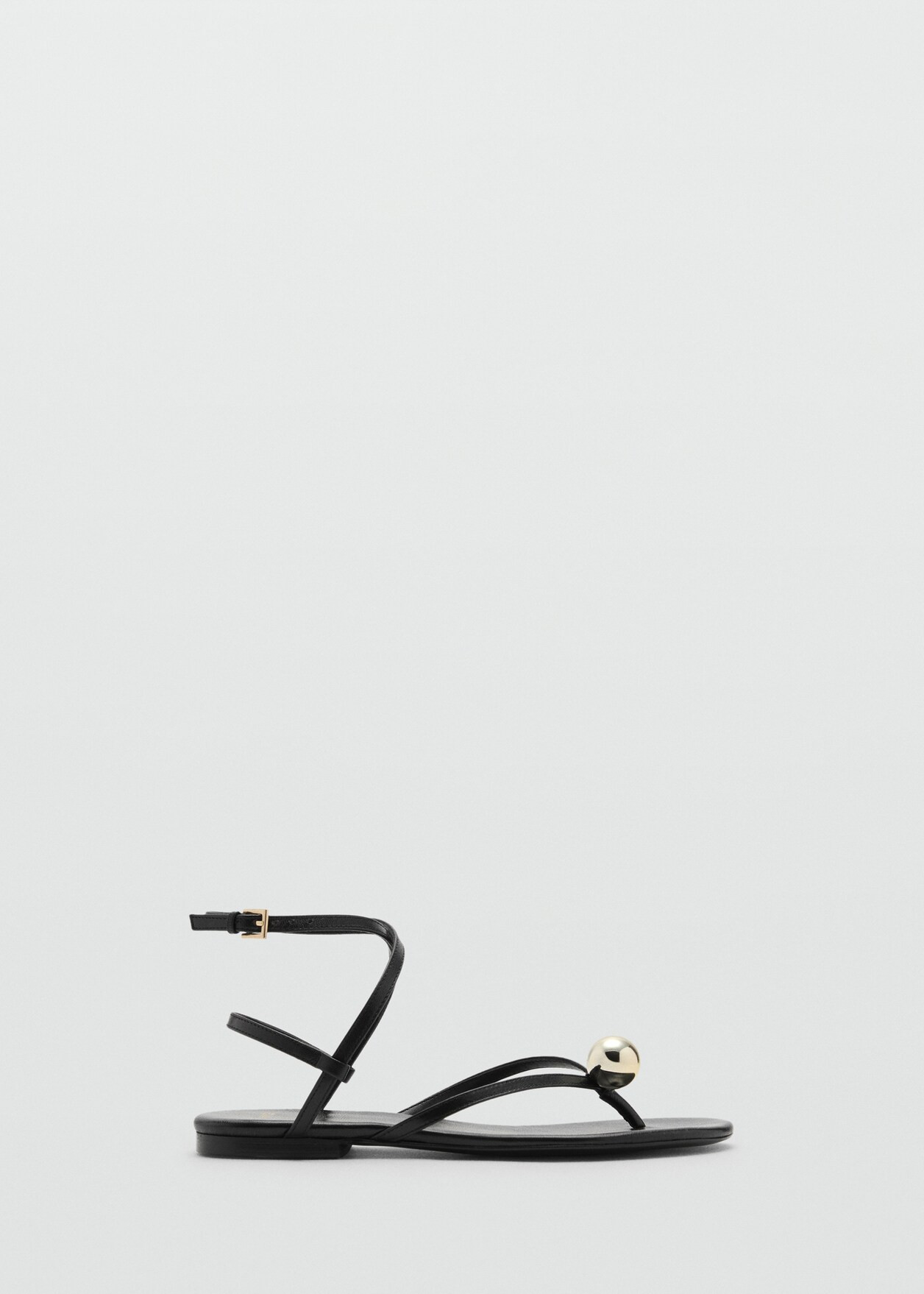 Results for "LEATHER STRAP SANDALS WITH METALLIC DETAIL " | MANGO (UK)