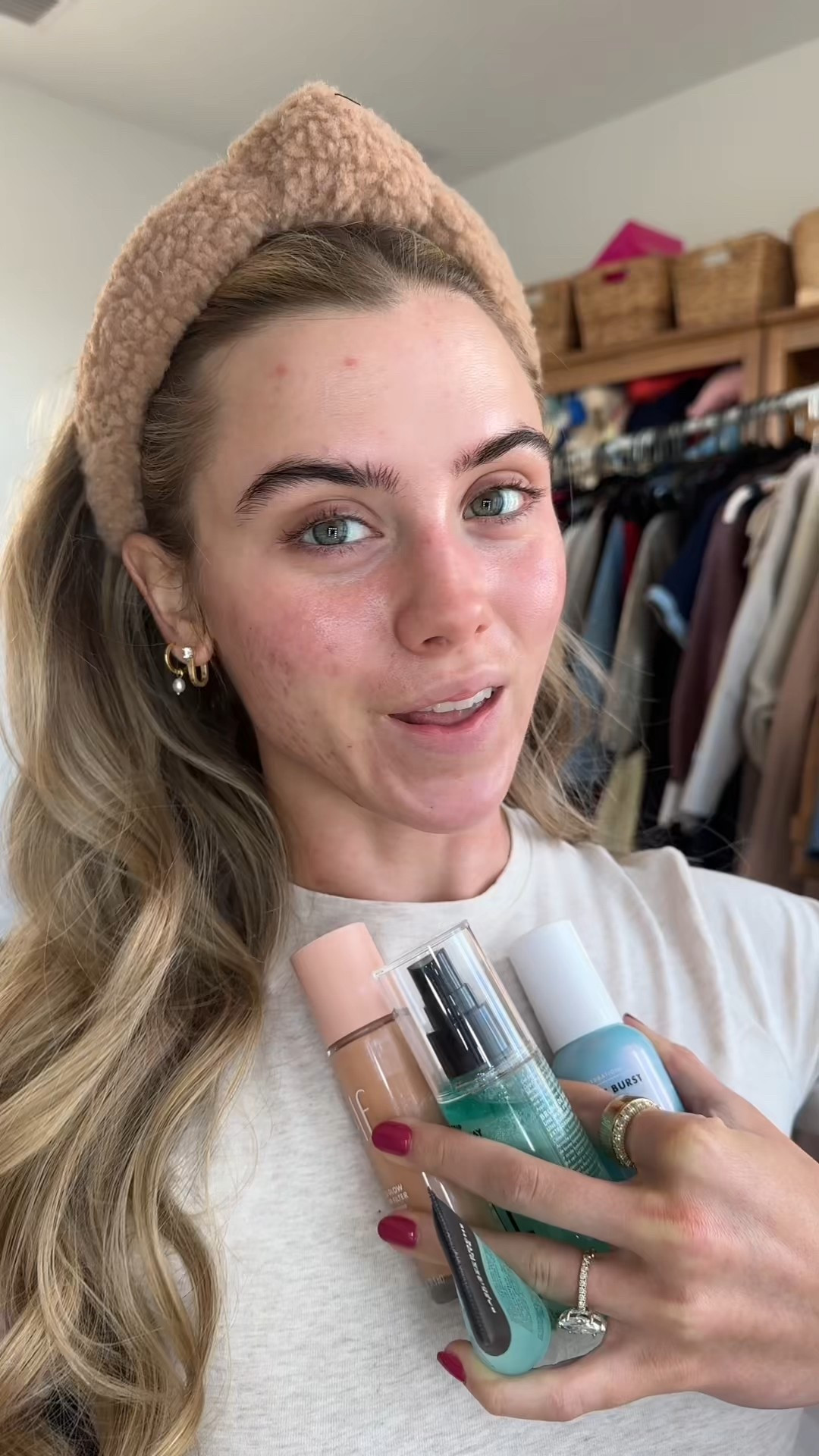 everything you would need from the prep to prime to perfection @elfyeah glowy makeup is my jam and this elf cosmetics bundle makes it easier than ever 😊 starting off with the thirst burst drops these offer hydration and that dewy glow to the skin making the perfect prep for the power grip primer that is grippy and keeps the makeup in place all night. everyone knows the viral halo glow liquid filter this is the epitome of a glowy base setting it all down with the dewy setting spray … best part though all affordable products! 

#elfyeah #elfcosmetics #GlowToFaves #elfPartner #glowymakeup 



#LTKgrwm #LTKFindsUnder50 #LTKBeauty