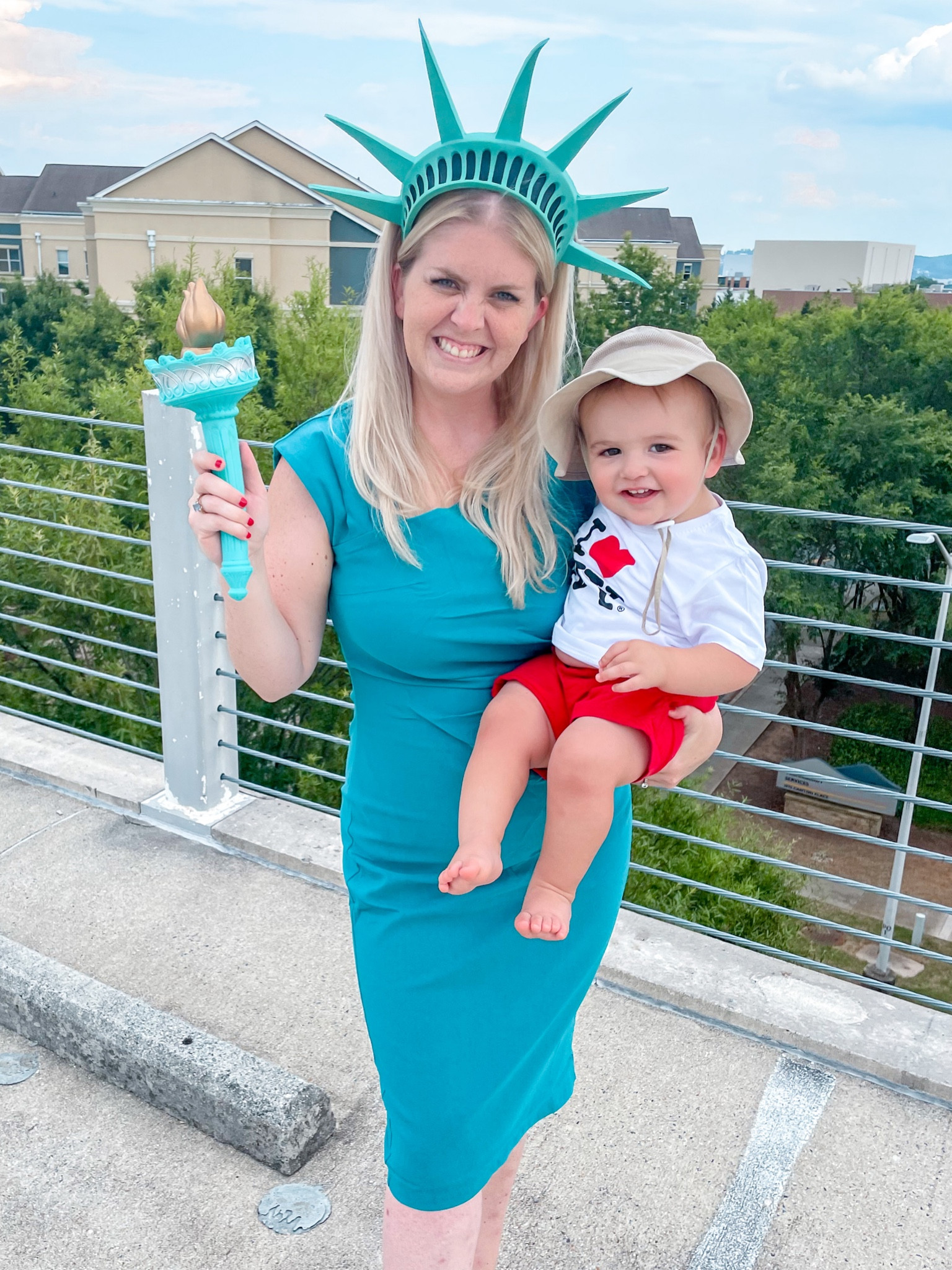 Tourist and Statue of Liberty Halloween Costume #ltkhalloween

#LTKkids #LTKHalloween #LTKbaby