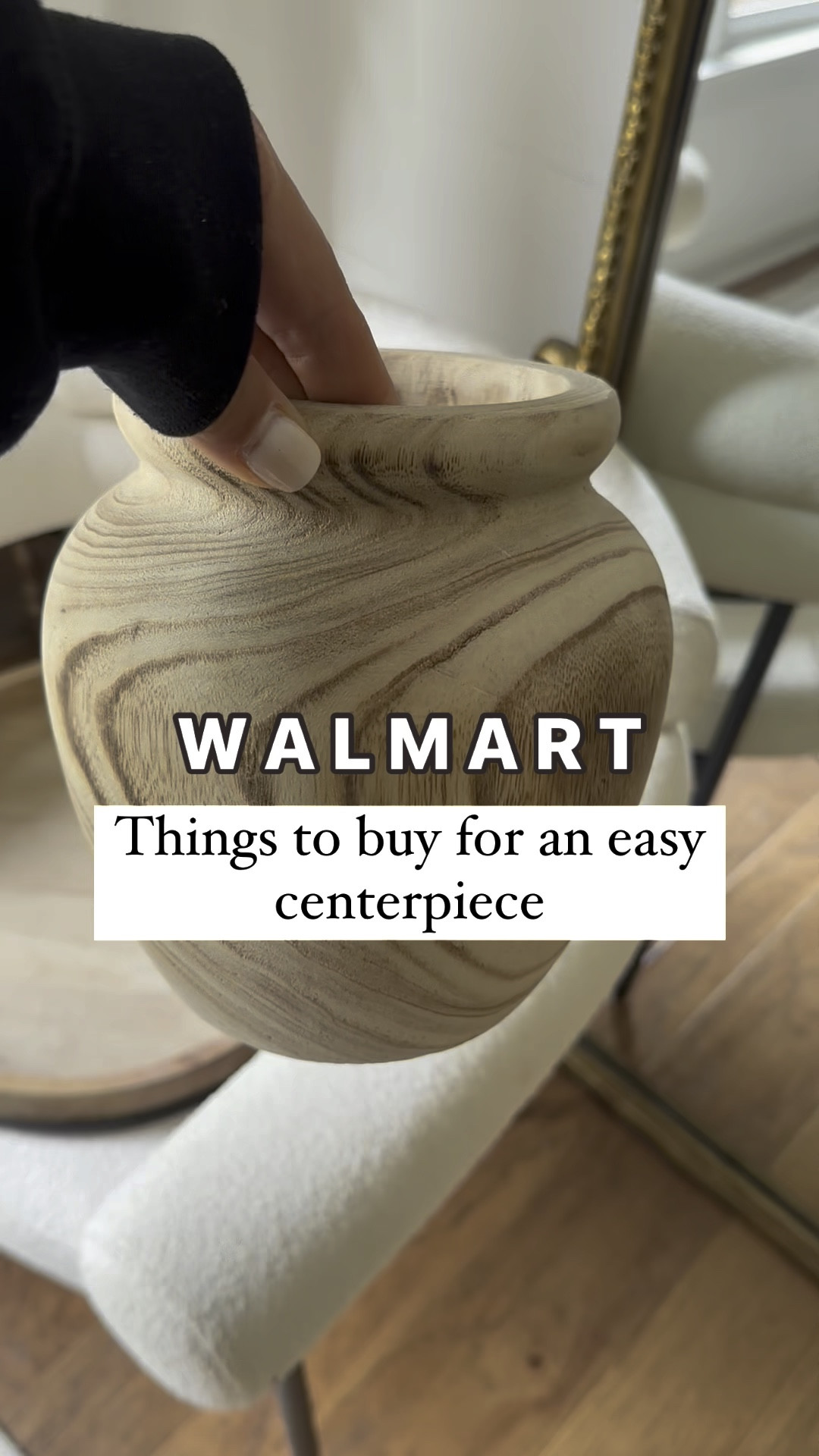 Centerpiece idea // Spring decorating idea // I love these items from Walmart to decorate your space with. Easy combo is a tray + vase and florals + a candle.