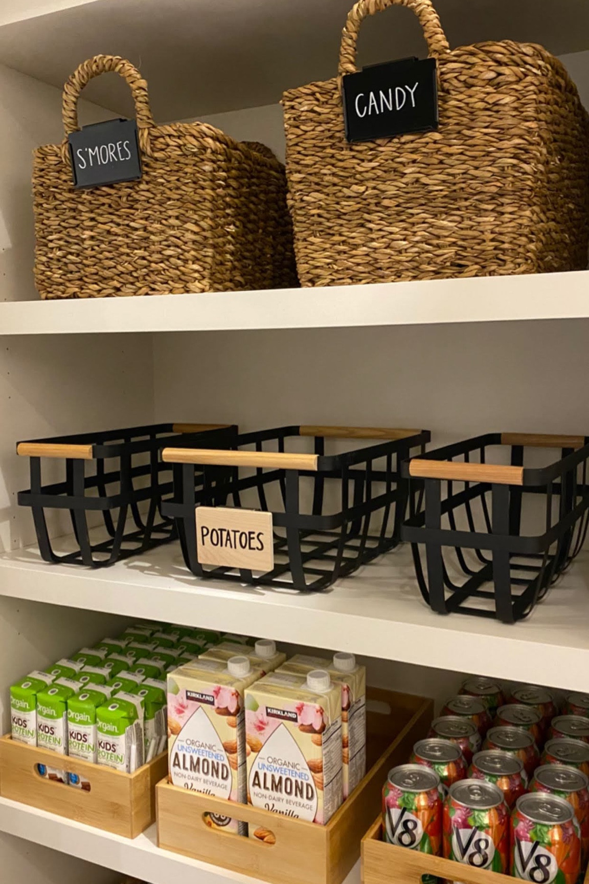 Mixed textures in a beautiful, organized pantry

#home #organize #pantry

#LTKhome