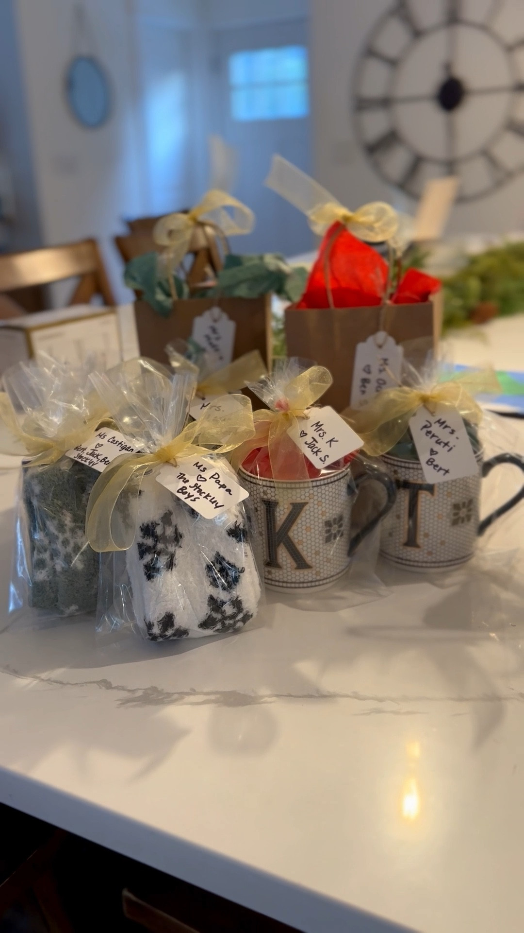 My teacher gifts wrapped and ready to go!!! One thing checked off the list!!!



#LTKGiftGuide #LTKmomlife #LTKHoliday