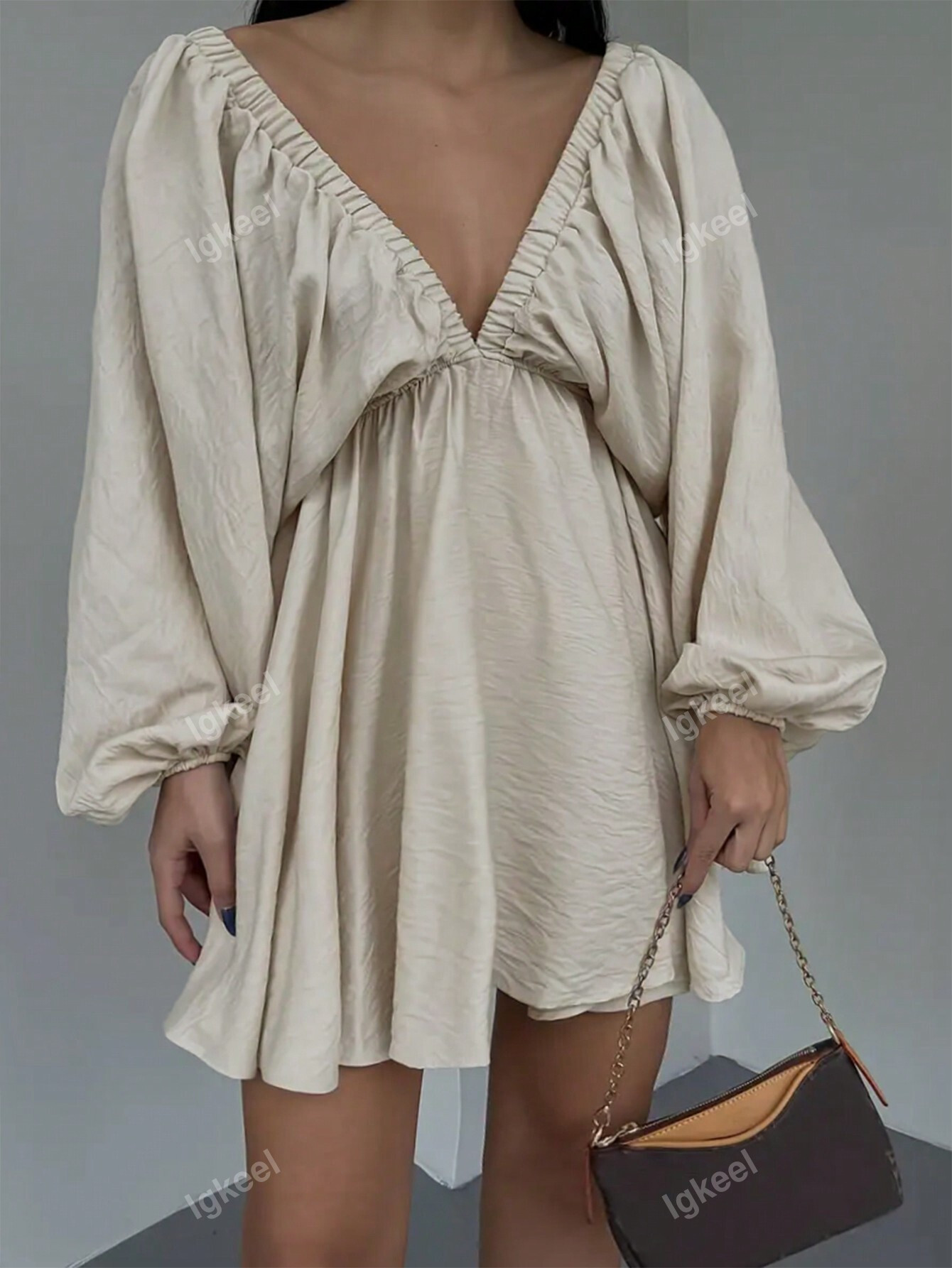 Plus Size Casual Solid Color Deep V-Neck Batwing Sleeve Dress, Spring & Summer | SHEIN