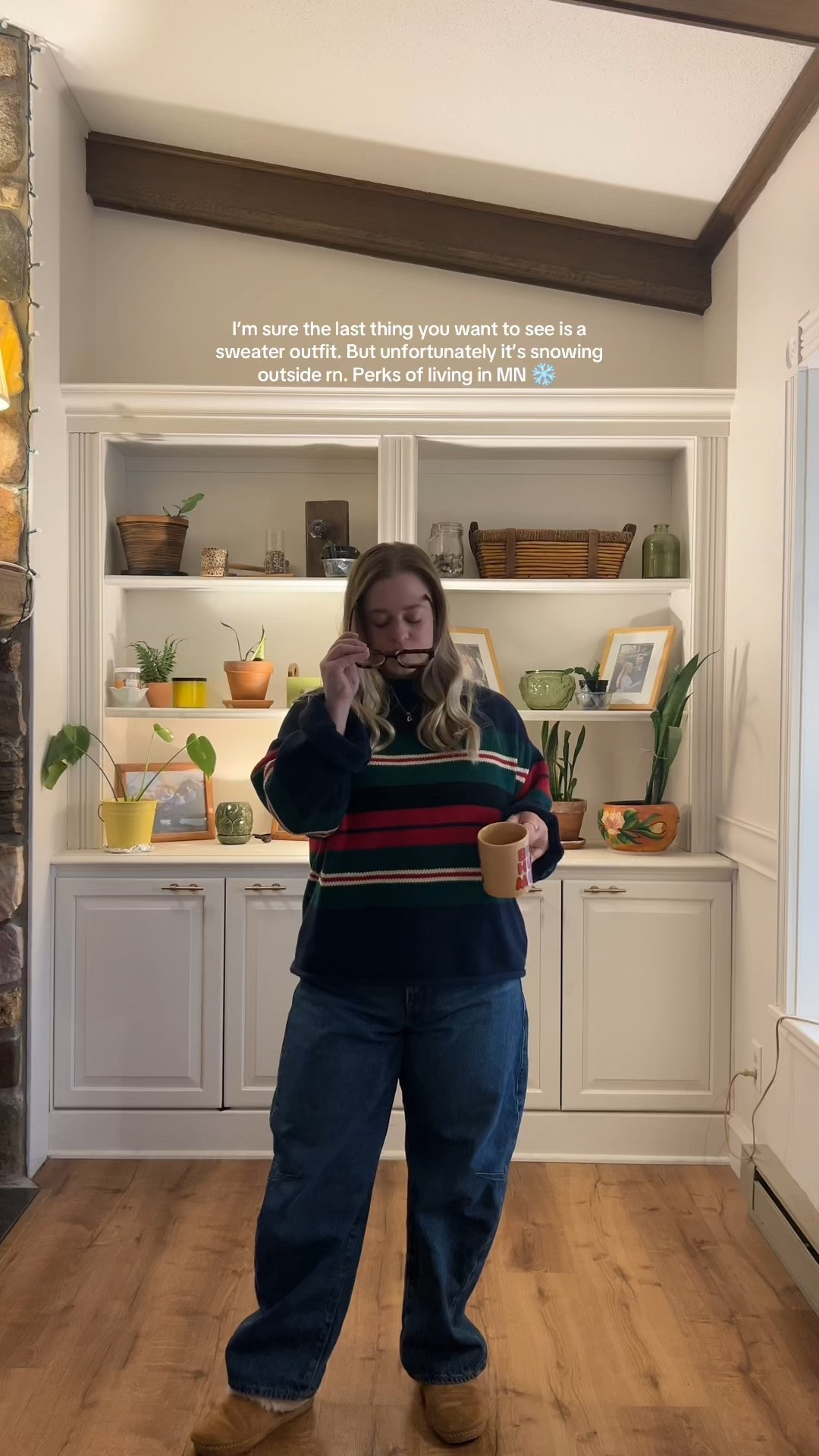 Trust me I don’t want to be wearing sweaters anymore either 😩 

@J.Crew @Levi’s @llbean @Amazon Fashion 

#whatimwearing #ootd #outfit #outfits #midsizefashion 

Rollneck sweater 
Barrel jeans 
Jeans outfit 
Levi’s cinch 
Levi’s cinch barrel 
J. Crew rolleneck 
Striped sweater 

#LTKMidsize #LTKootd #LTKPetite