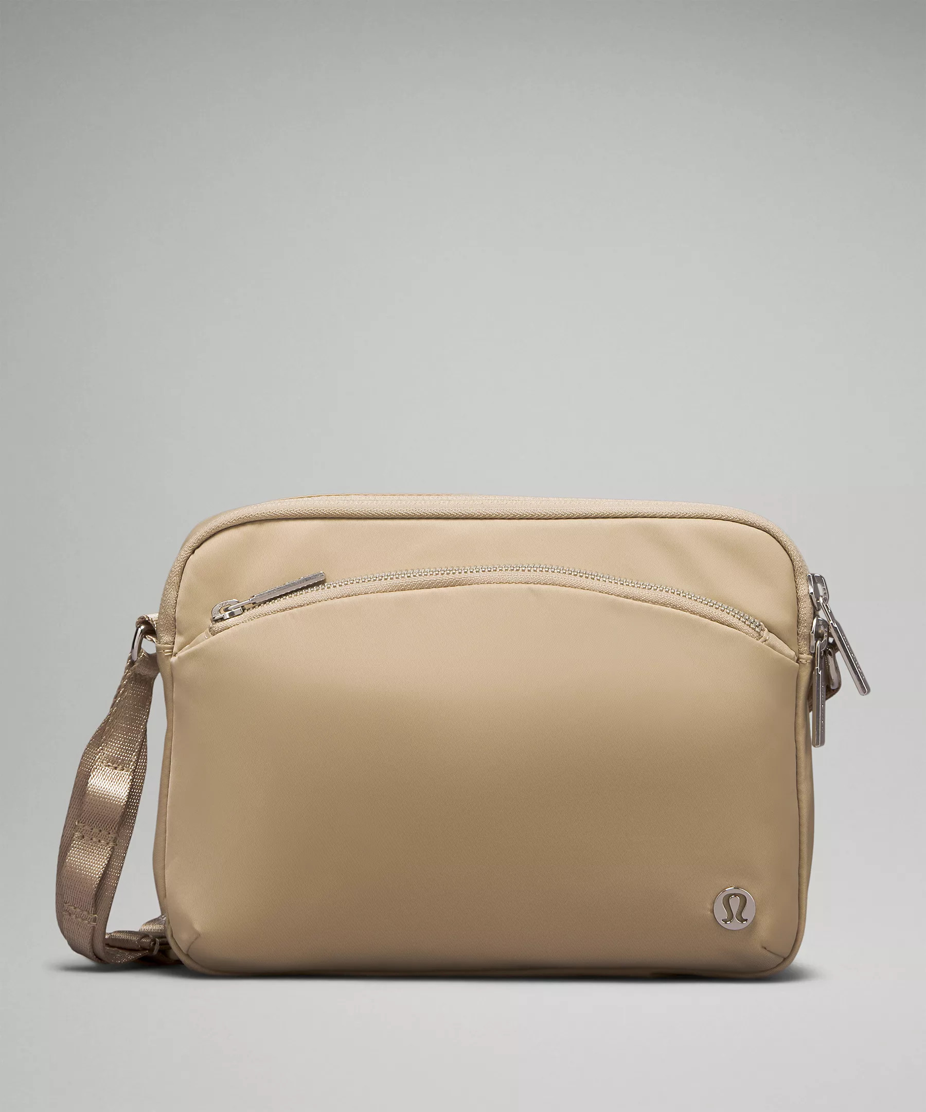 City Adventurer Crossbody Bag 2.5L | Lululemon (US)