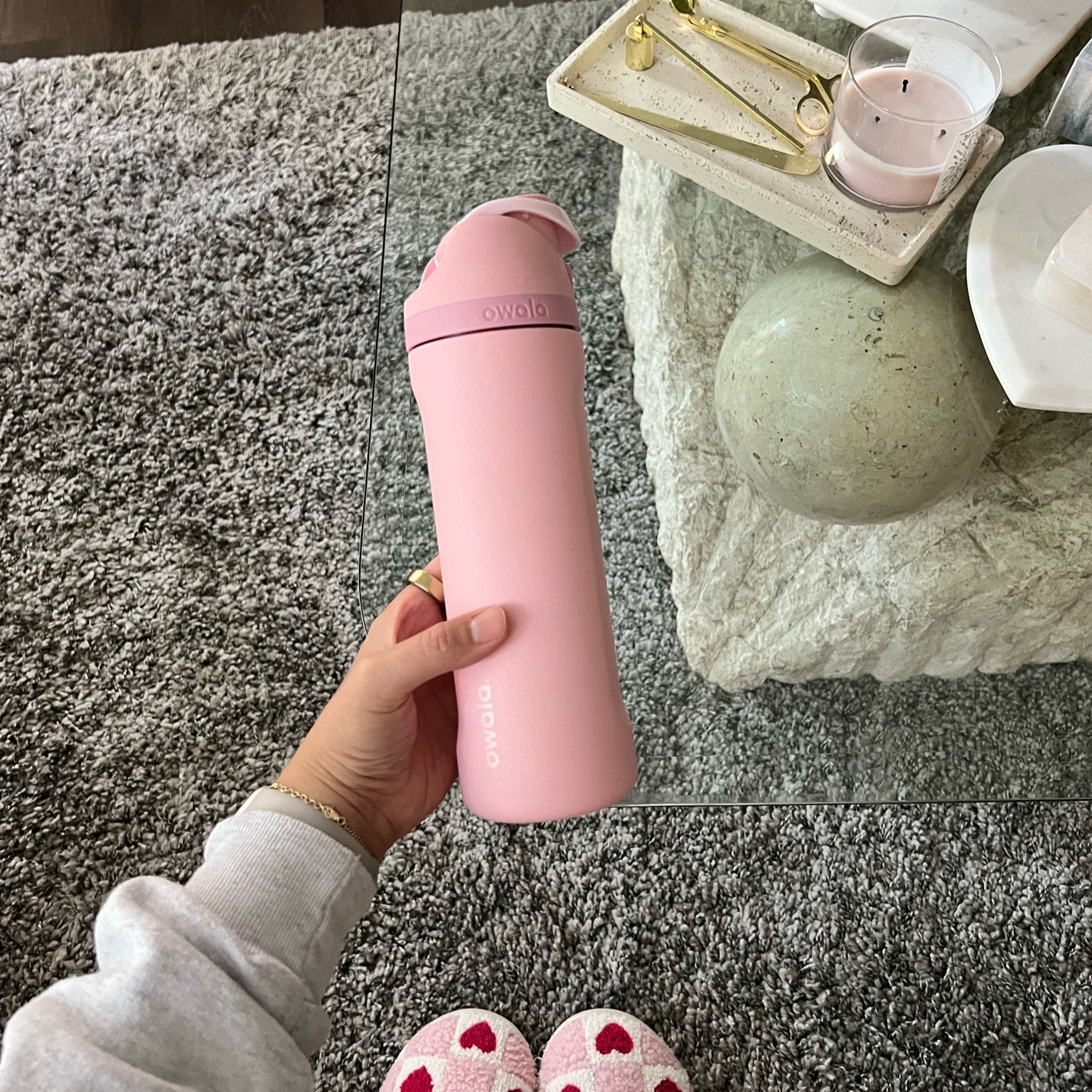 Pink Owala ofc 🤍 this is the 24oz — NOW avail in 32oz and 40oz also!

#LTKGiftGuide #LTKSeasonal #LTKHome