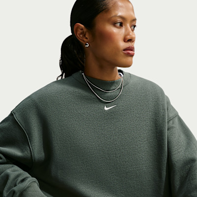 Nike Women's Studio Fleece Weight Oversized Crew-Neck Sweatshirt in Green | IM8082-303 | Nike (US)