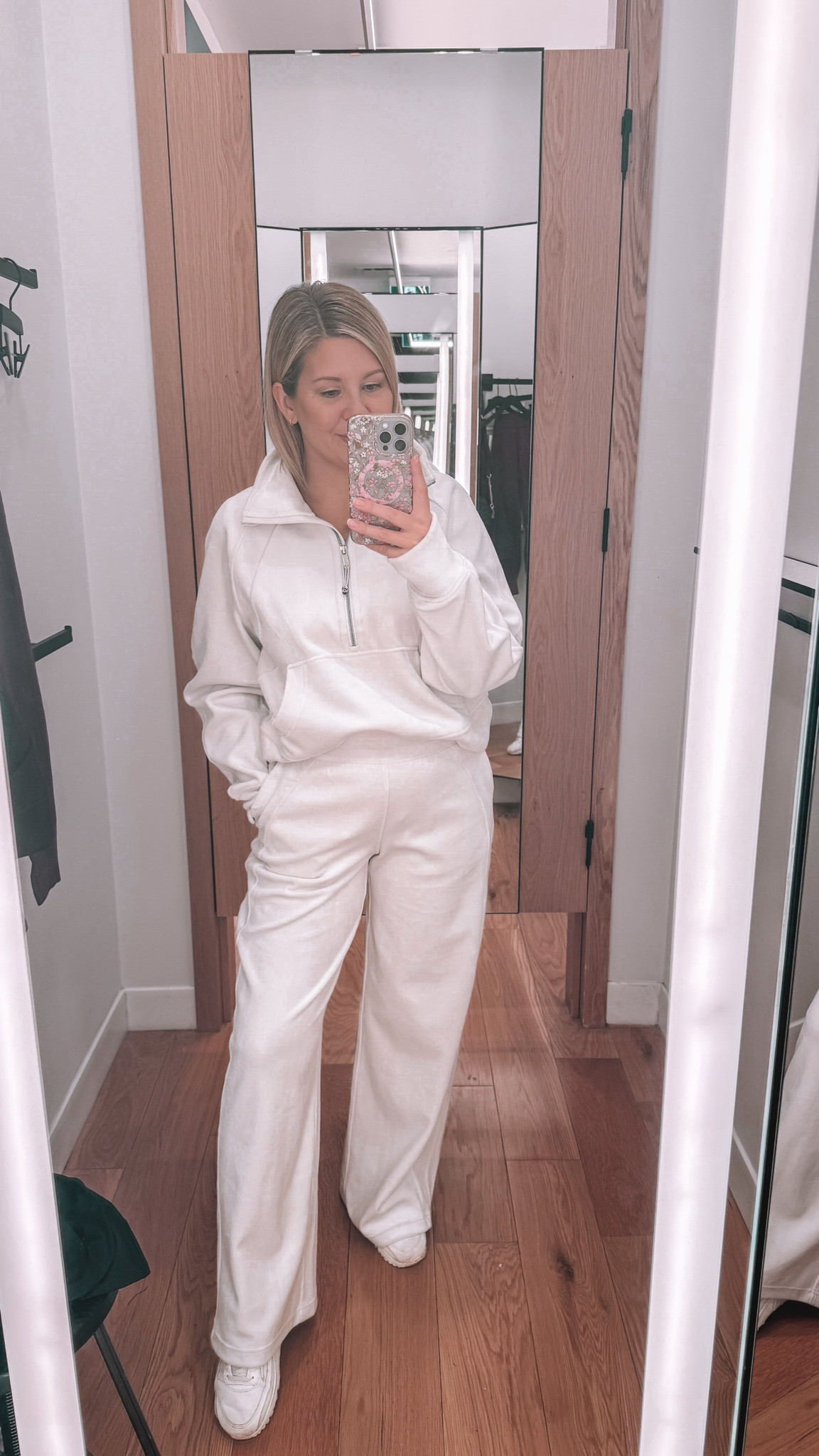 Velvet vibes 🤍

Wearing size XS/S in the scuba half zip pullover and size small in the wide leg pants TTS. 

This is such a cute set… however, the material is on the heavier side. So just be aware of that!

Lounge set, two piece set, two piece outfit, velvet tracksuit, wide leg pants, scuba pullover, loungewear, lounge wear, casual outfit, everyday outfit, new arrivals, new releases, winter outfit

#LTKstyletip #LTKcanada #LTKwinter