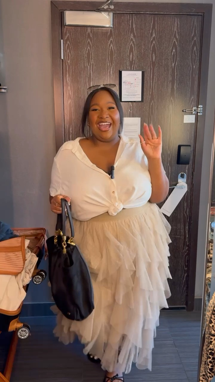 LTKCON Day 2 OOTD! 

Plus size style. Plus size fashion. Transitional style. Tulle skirt. Elevated casual. Neutral style. 

#LTKPlusSize #LTKTravel #LTKCon