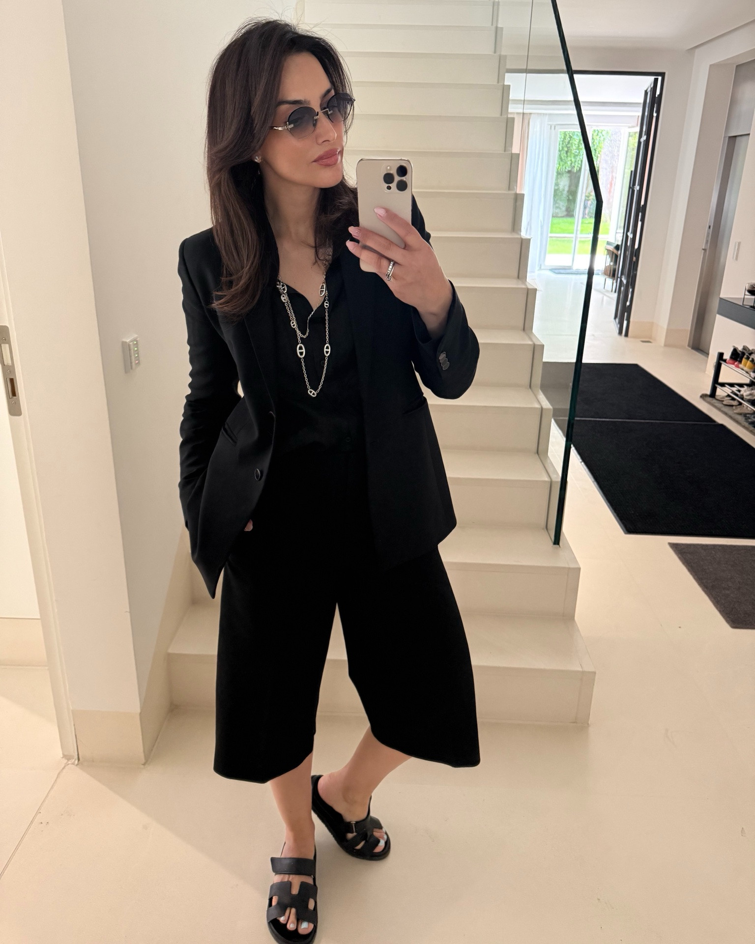 Black 🖤

#LTKbeauty #LTKsummer #LTKstyletip