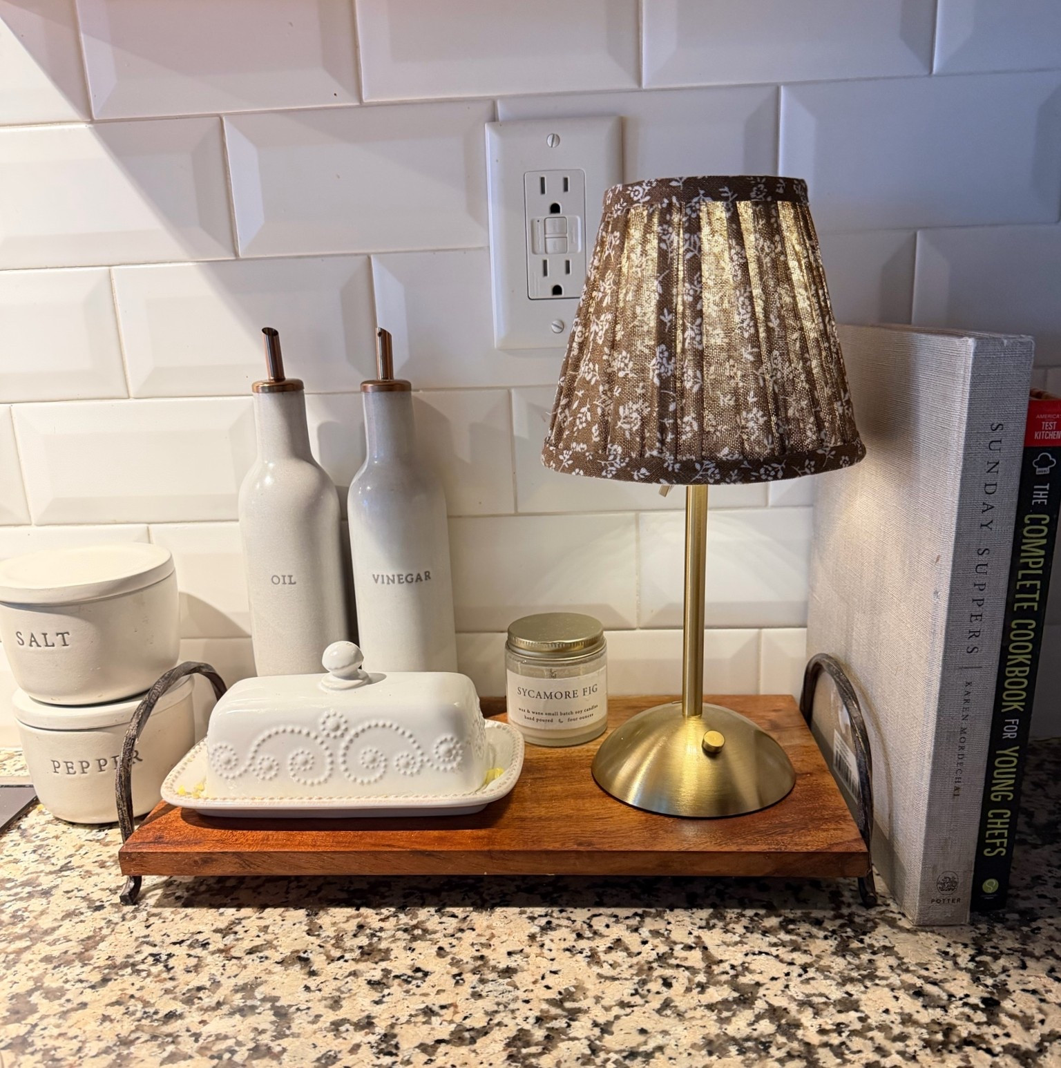 A little fall is making its way into the kitchen 🍂🤎✨ Loving how a few simple touches—like this cute countertop lamp—make the space feel so warm and cozy. Linking all my kitchen favorites + fall finds on LTK! 🛍️

#LTKHome #LTKFinds #LTKHomeFinds #KitchenDecor #KitchenInspo #KitchenStyling #CountertopDecor #HomeDecor #HomeInspo #CozyHome #FallDecor #FallHomeDecor #NeutralHome #HomeAesthetic

#LTKdayinmylife #LTKSeasonal #LTKHome