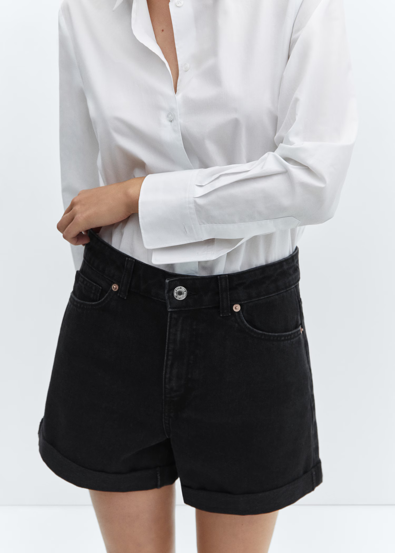 Mom-fit denim shorts | MANGO (US)