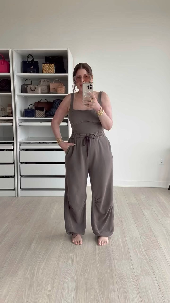 One of my most comfy work from home outfits. 

Spring outfit 
Color options availablee

#LTKSeasonal #LTKootd #LTKActive

#LTKootd