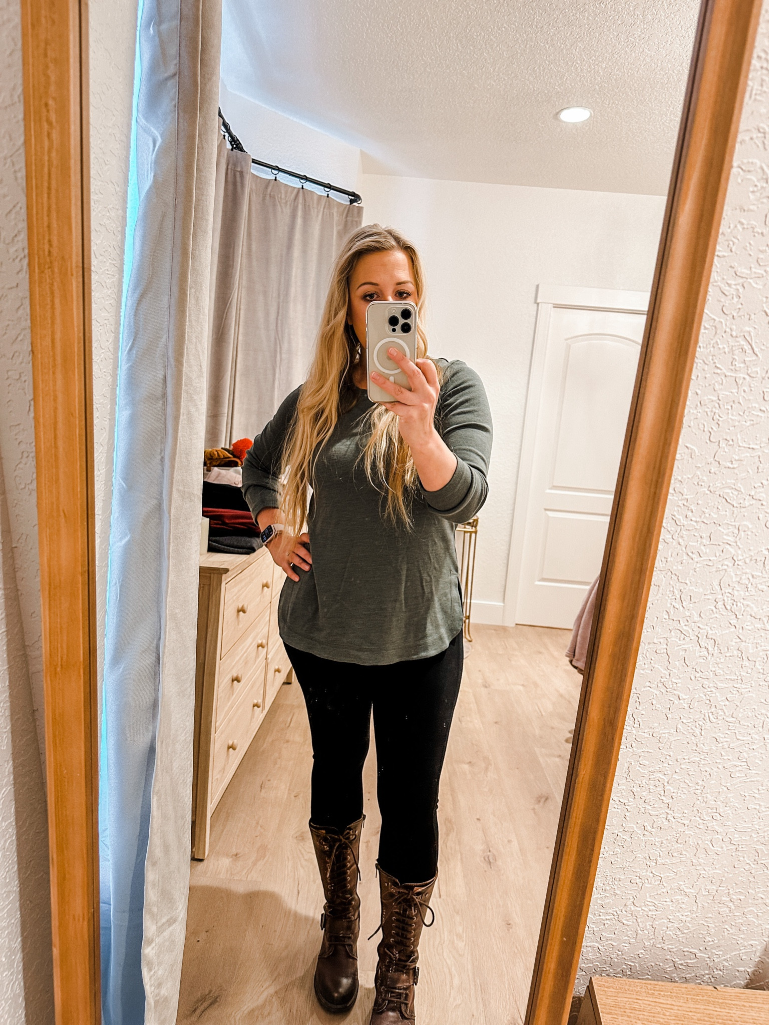 My go-to outfit for a busy day in cold weather! Wool leggings, wool top, and wool socks! Sleek and warm ❄️ 

#LTKmidsize #LTKworkwear #LTKstyletip