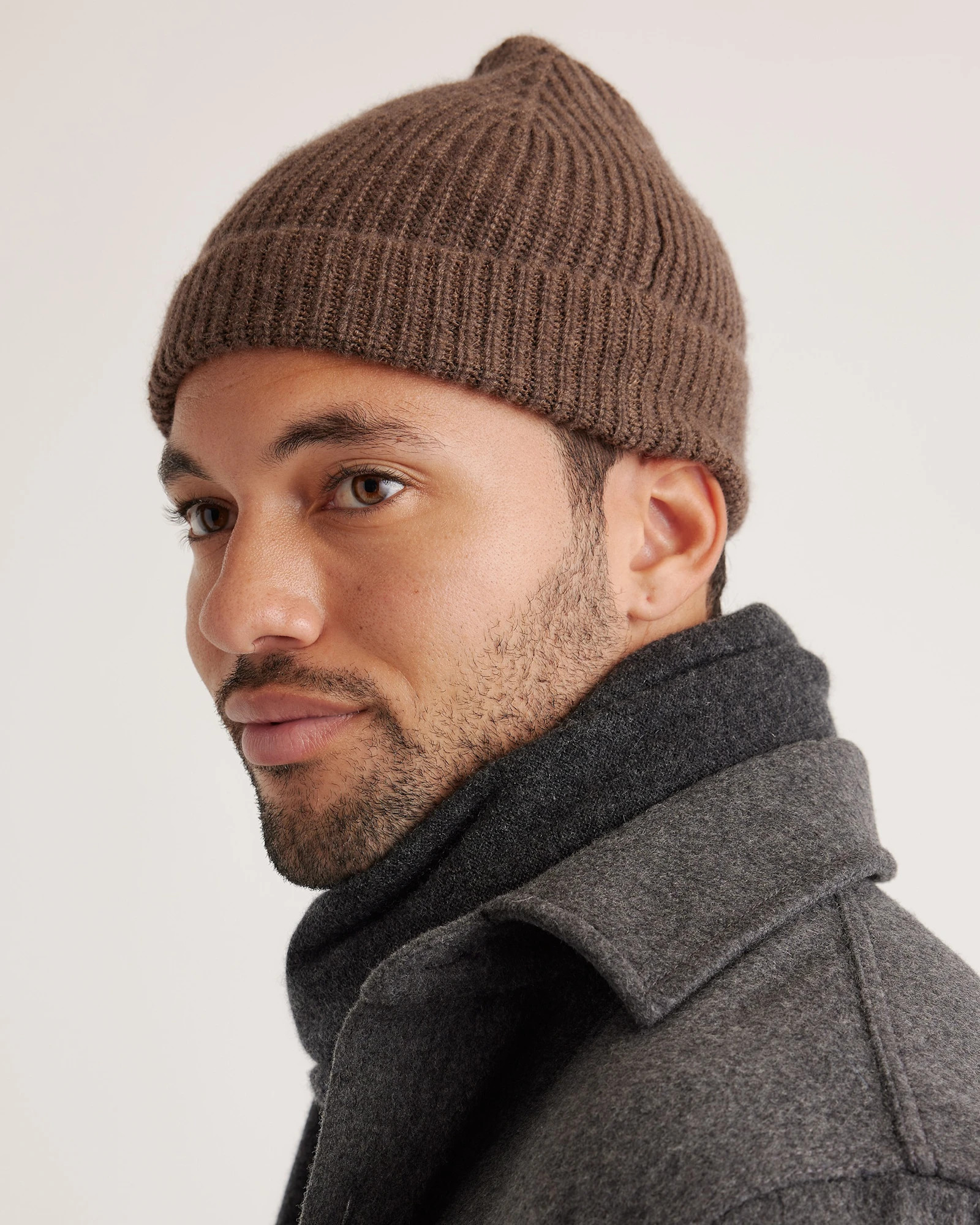 Quince | Mongolian Cashmere Ribbed Beanie in Crimson, Size XS/Small | Quince
