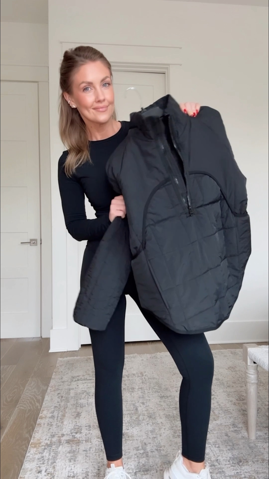 This Amazon jacket is a 10/10 🙌🏼 It’s so lightweight but WARM! Wearing the Small / Small sports bra / Small long sleeve / XS leggings #LTKootd

#LTKActive #LTKFindsUnder50 #LTKPetite