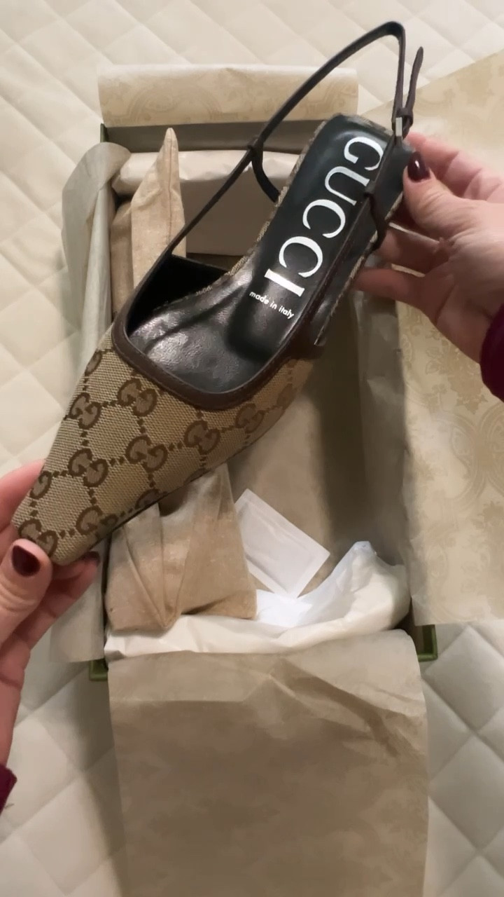 GG HIGH SLINGBACK 65 IN GREY LAMBSKIN WITH GOLD HARDWARE