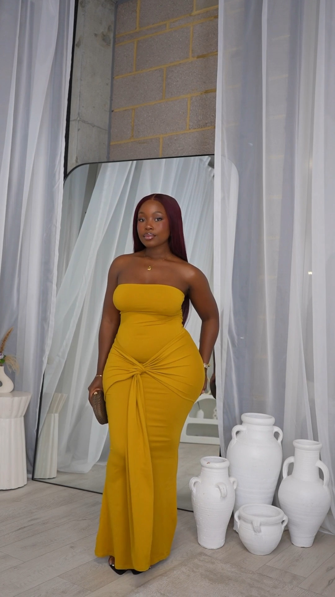 A moment for this dress

#LTKuk #LTKdresses #LTKcurves