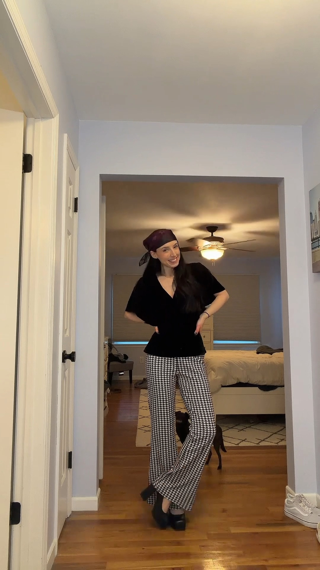 ✨Getting ready spooky-core style✨
I love pieces that feel festive for October but still work all year round, and this look from @UniqueVintage does exactly that. 🖤
From the skeleton hand clip to the vampy top ana
pumpkin beanie, it's spooky glam that can go from Halloween nightto everyday wear.
Whether your vibe is witchy, retro, haunted glam, or just a little goth-girl fall-theseare the kind of details that make an outfit feel special (and wearable beyond October 🎃)
🕷️Would you wear this for Halloween or a regular night out?
#ad #UniqueVintage #SpookyCoreStyle

#LTKSeasonal #LTKStyleTip #LTKHalloween