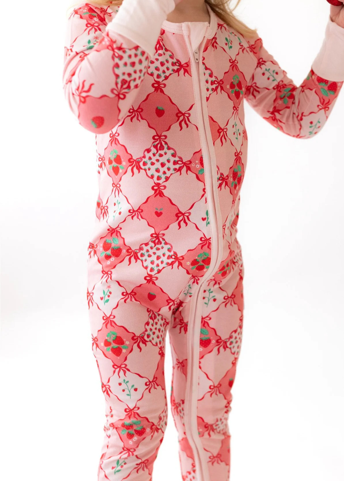 Strawberry Patch Zippy | Tiny Jams