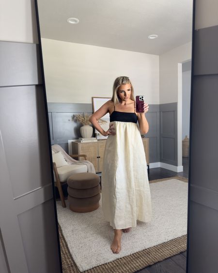 This two tone linen dress is a closet staple for summer — it’s incredibly comfortable & flattering. Wearing size 2. 

Dress - Black and White Dress - Brunch Outfit - Date Night Outfit - Travel Outfit - Linen Dress - Cute Dress 


#LTKStyleTip #LTKWedding #LTKWorkwear