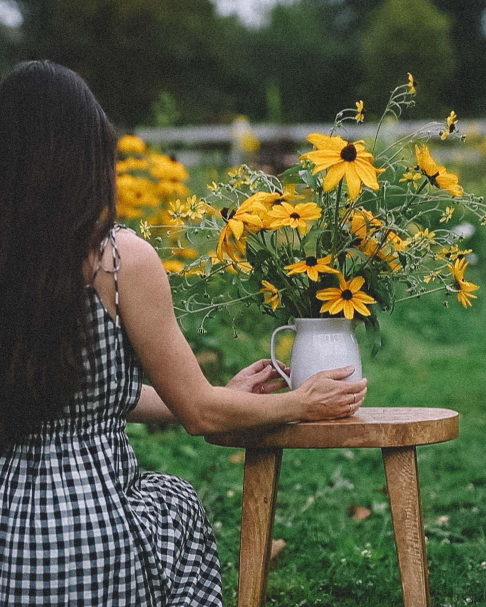 Fall dress, fall hole decor, vase, pitcher, ceramic, wood stool, stool 

#LTKFindsUnder100 #LTKSeasonal #LTKFallSale