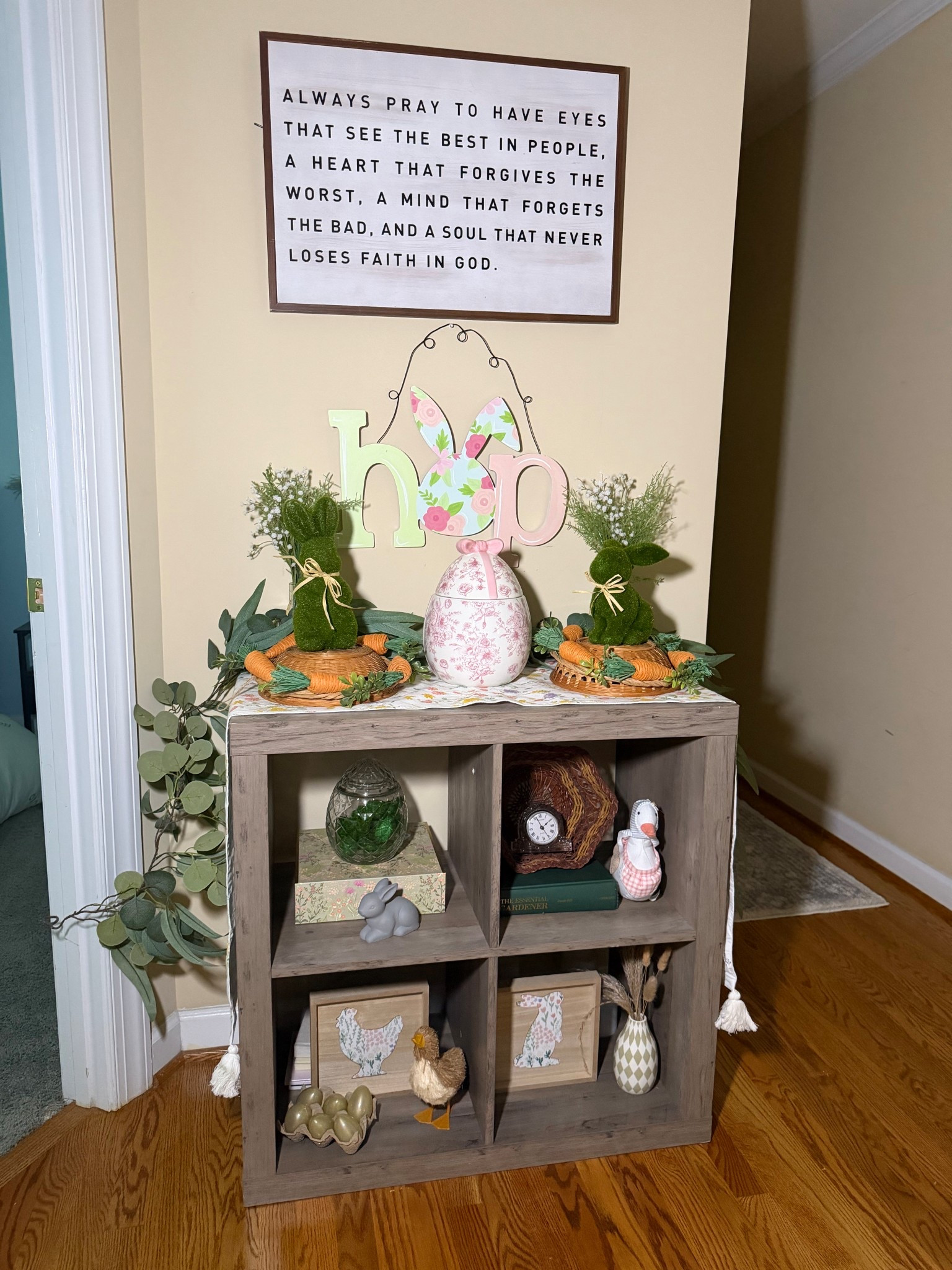 Easter decor 🌼🐰

#LTKFestival #LTKselfcare #LTKHome