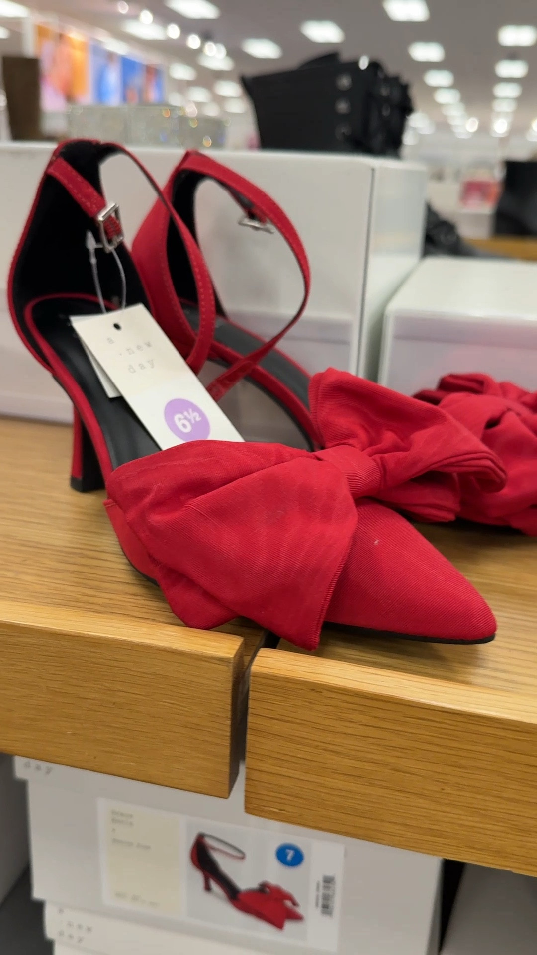 Two trends in one! The color red and bows! Cute Target holiday shoes 👠 


#LTKShoeCrush #LTKStyleTip #LTKFindsUnder50
