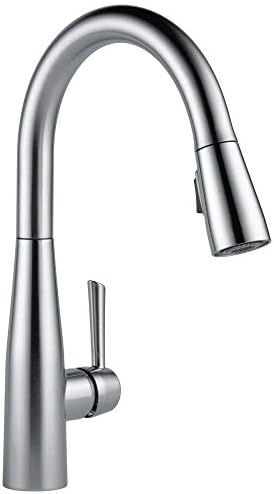 DELTA Faucet Essa Pull Down Kitchen Faucet with Pull Down Sprayer, Kitchen Sink Faucet, Faucets f... | Amazon (US)