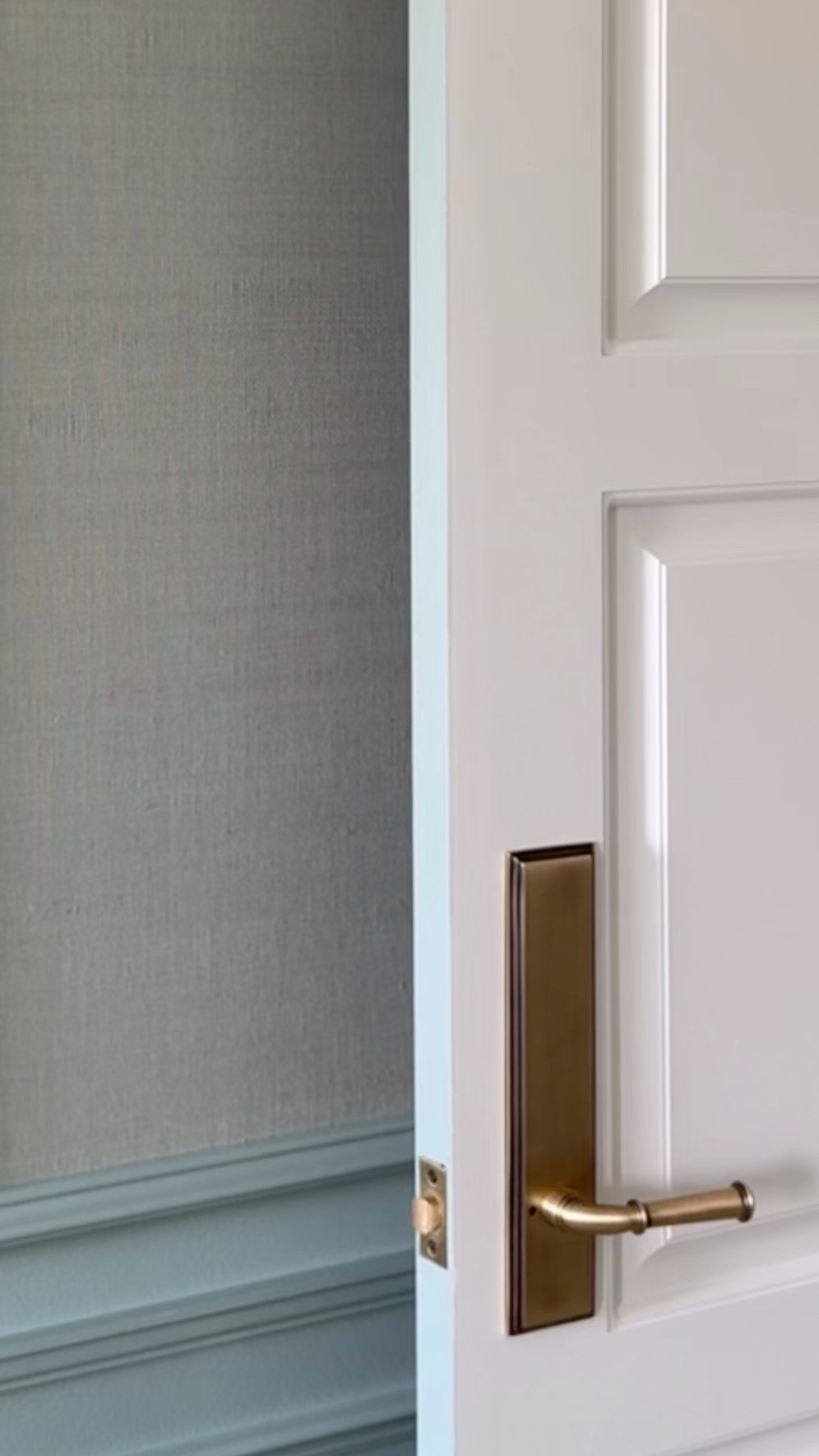 Everyone's favorite thing in my house... our door hardware (and for good reason)!


#LTKHome