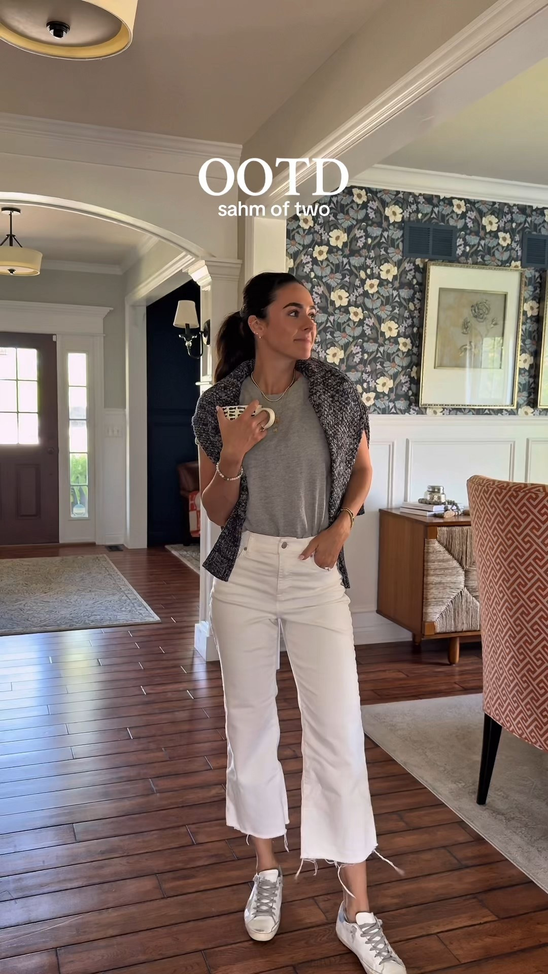 Comfy mom ootd - obsessed with these jeans 

Jeans - sized down one 
Shoes - tts 

#LTKStyleTip #LTKFindsUnder100 #LTKSeasonal