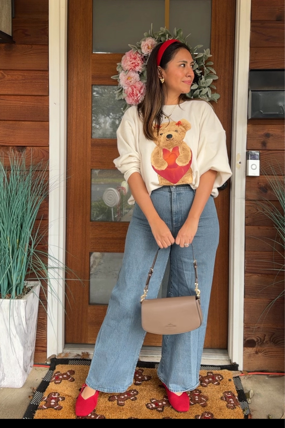 Mom outfit❤️ Valentines

#LTKFindsUnder50 #LTKPetite #LTKBeauty