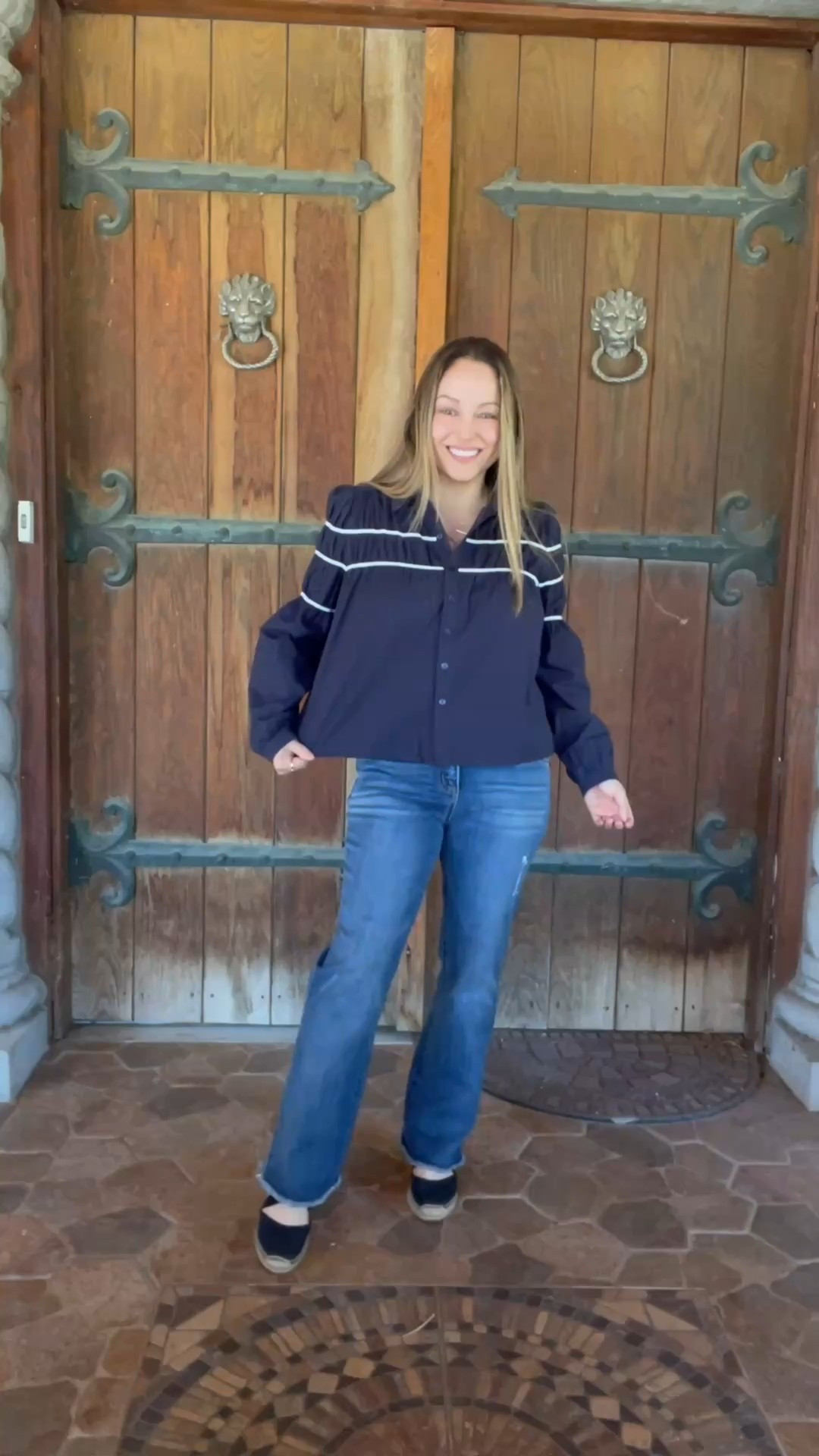 Long sleeve blouse blue 

#LTKStyleTip #LTKTravel #LTKSeasonal