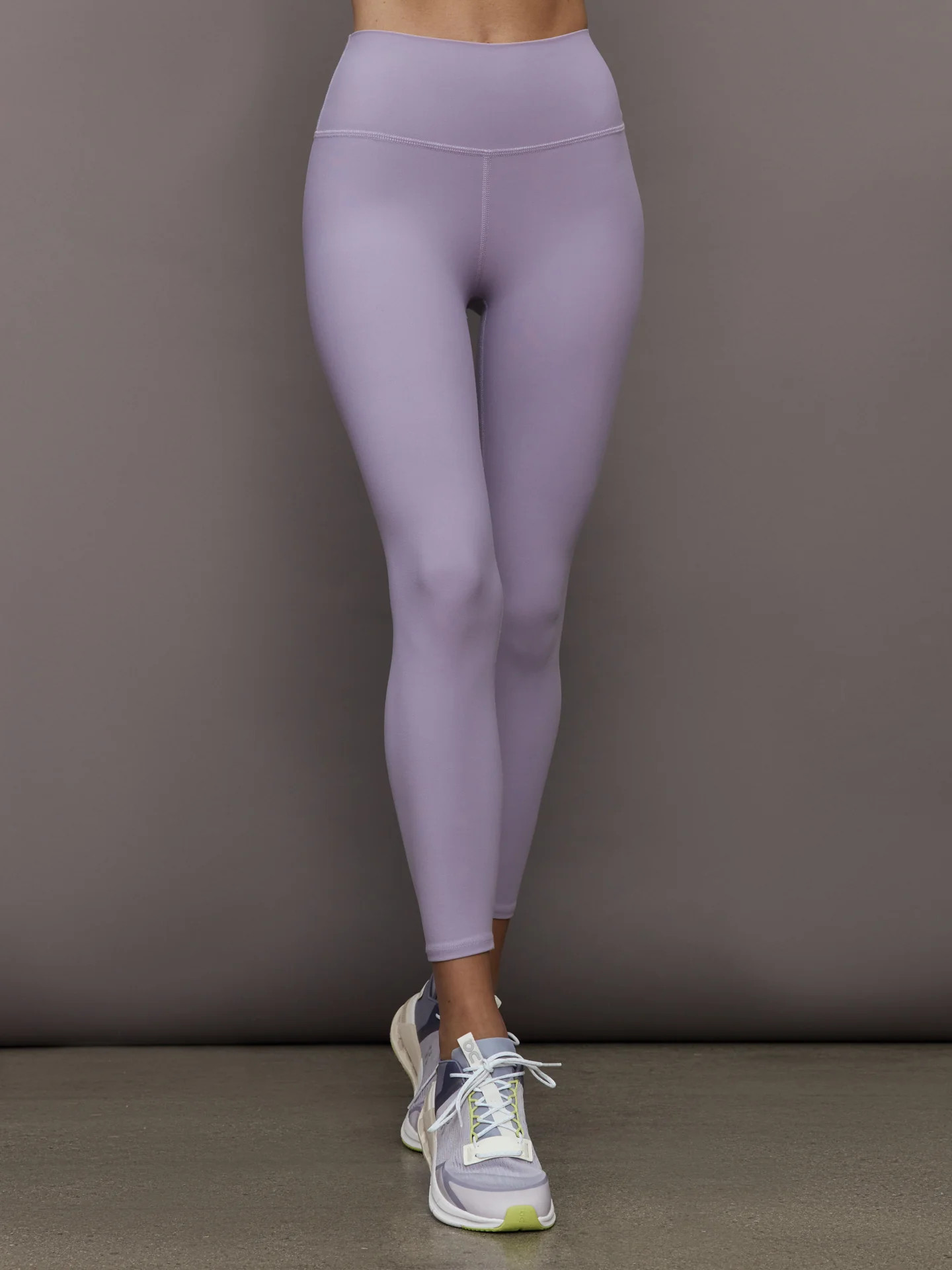 High Rise Legging in Melt - Lavender Grey | Carbon38