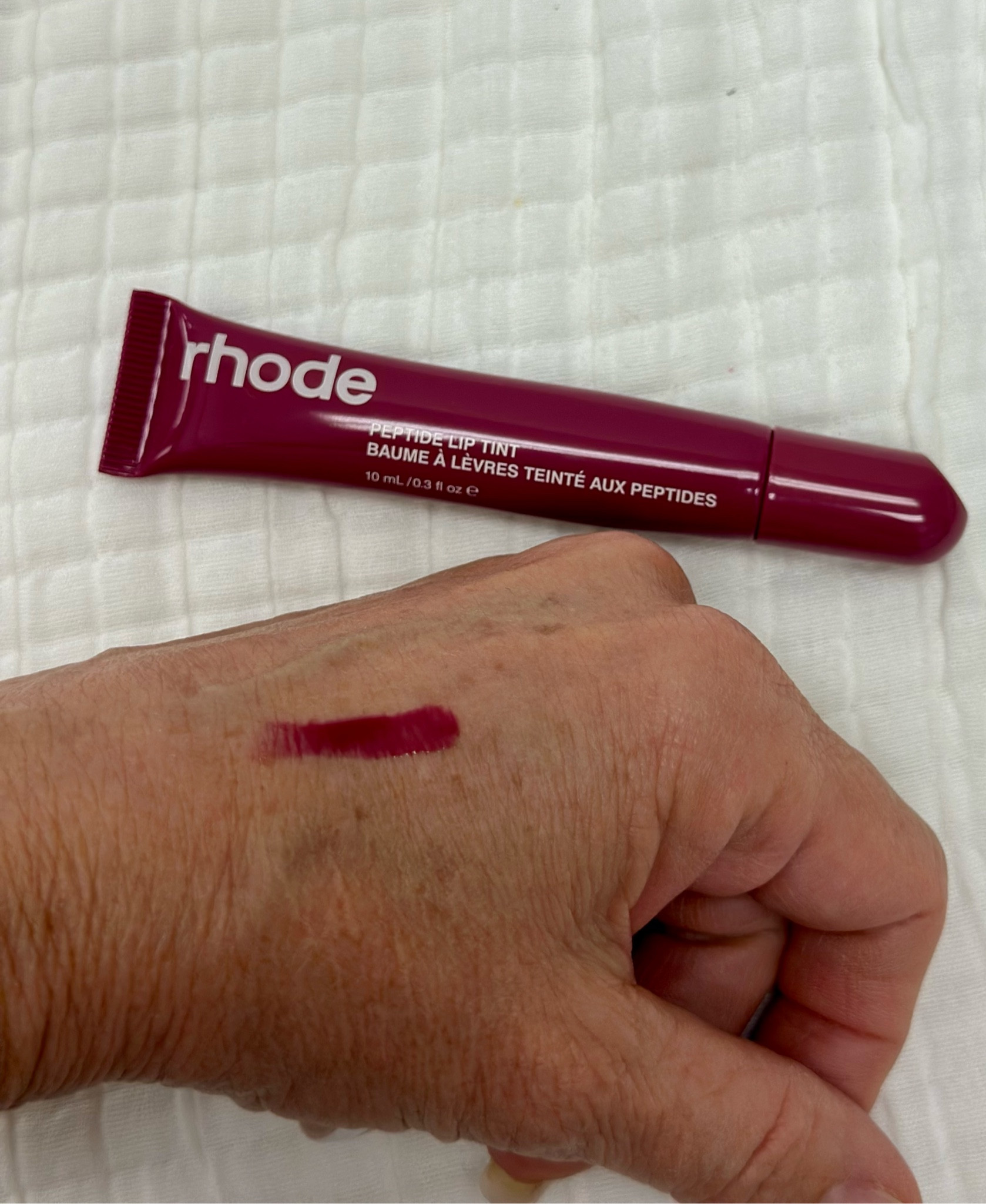 If you’re looking for a last minute stocking stuffer, RHODE lip tints/gloss are a great choice.  The nourishing, fragrance-free formula leaves lips feeling hydrated and visibly plump. 

Red Carpet of Life, beauty products, LTK over 50, gifts for her

#LTKGiftGuide #LTKBeauty