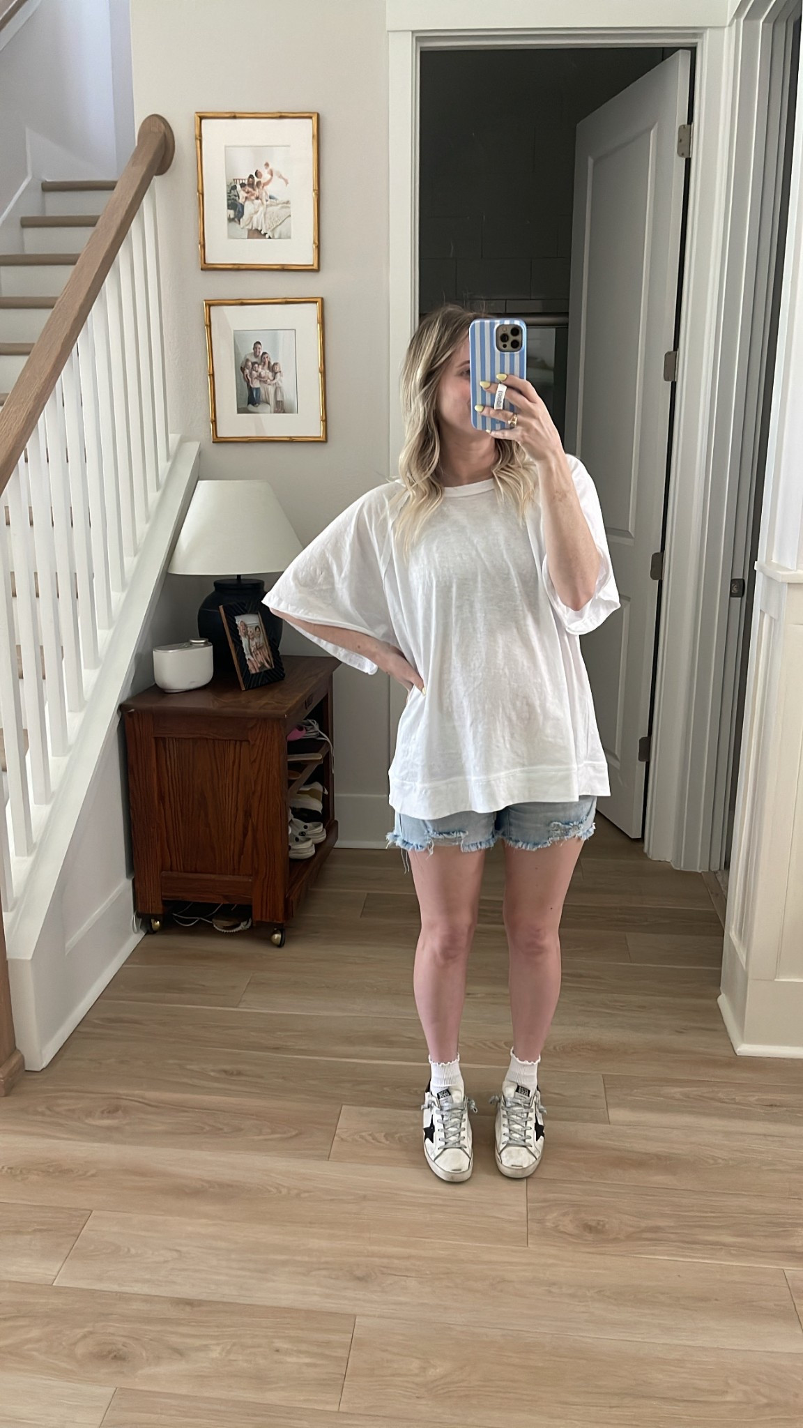 Perfectly oversized maternity tee and my maternity denim shorts are from Amazon and are a steal under $25!!! Obsessed!! I’m 21 weeks pregnant and wearing a small in both

Amazon maternity. Amazon bump style. Maternity shorts. Denim
Shorts. Bump style. Second trimester. Pink blush. PinkBlush maternity. 

#LTKFindsUnder50 #LTKBump #LTKShoeCrush