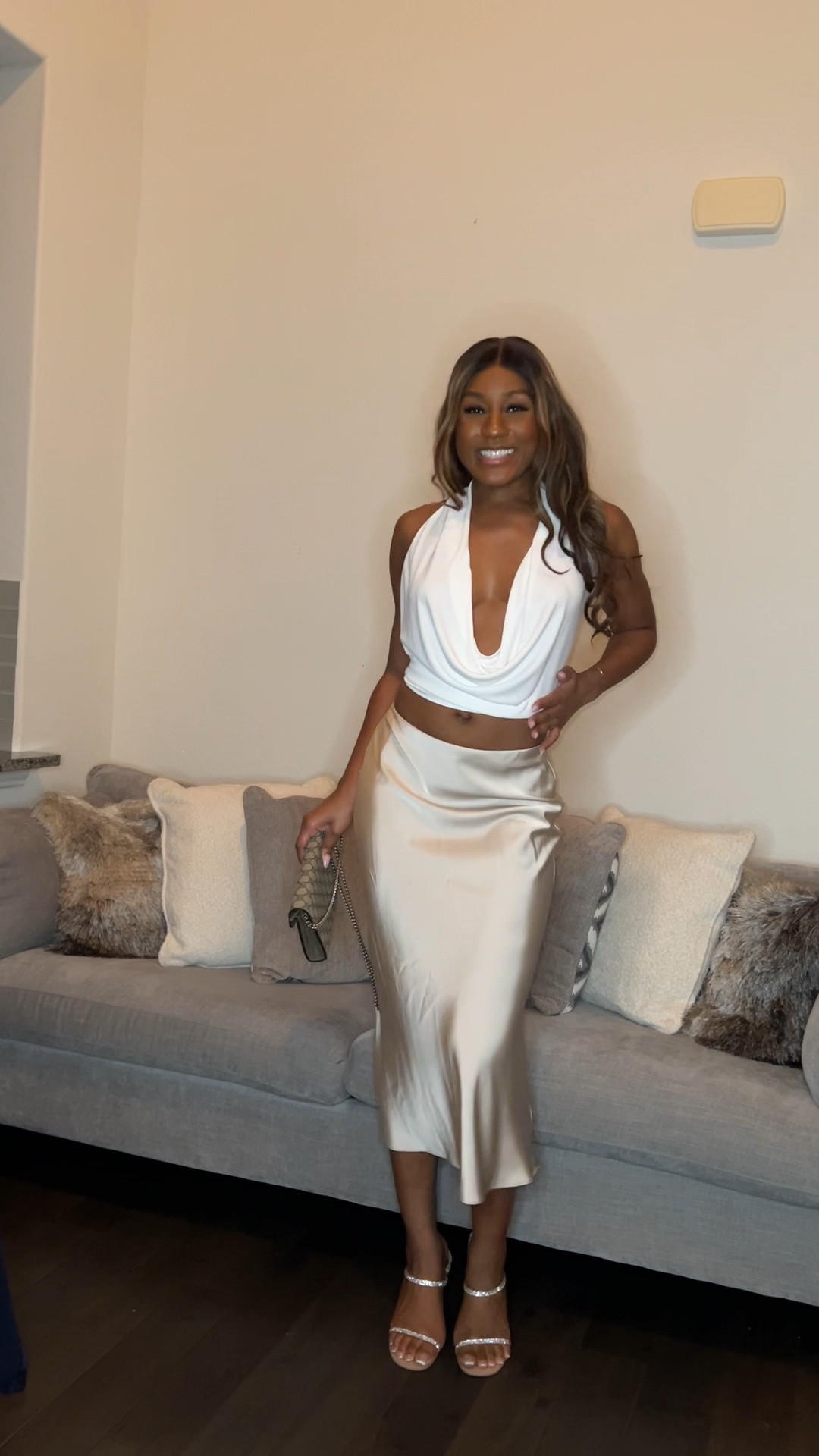 ootn🤍 #zara #satinskirt #fitcheck #stevemadden

#LTKootd #LTKValentine #LTKTall