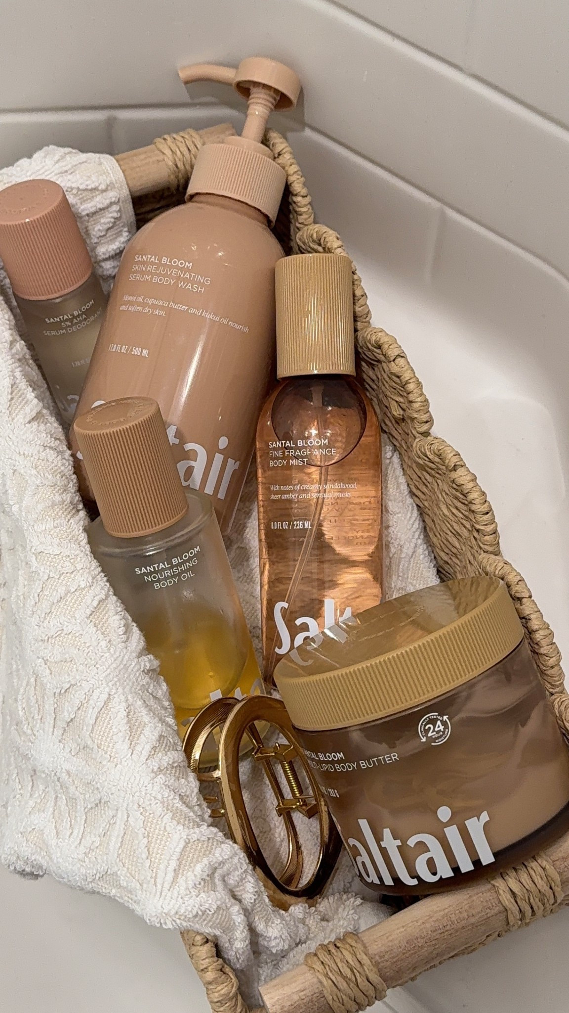 Body routine🧖🏻‍♀️🛁🫧

#LTKselfcare #LTKGiftGuide #LTKmomlife