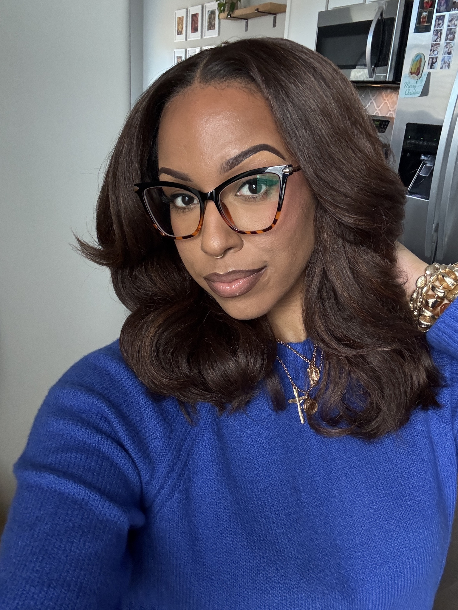 Wearing Outre Julianne 24 in color DR2 Chocolate Swirl. I cut it so it looks like the original Outre Julianne. 

#LTKTall #LTKBeauty #LTKMidsize