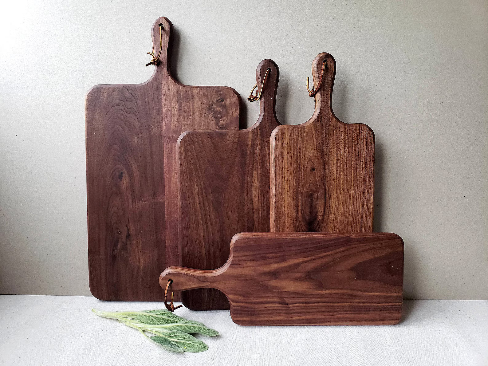 Charcuterie Board / Black Walnut / Paddle Board | Etsy (US)